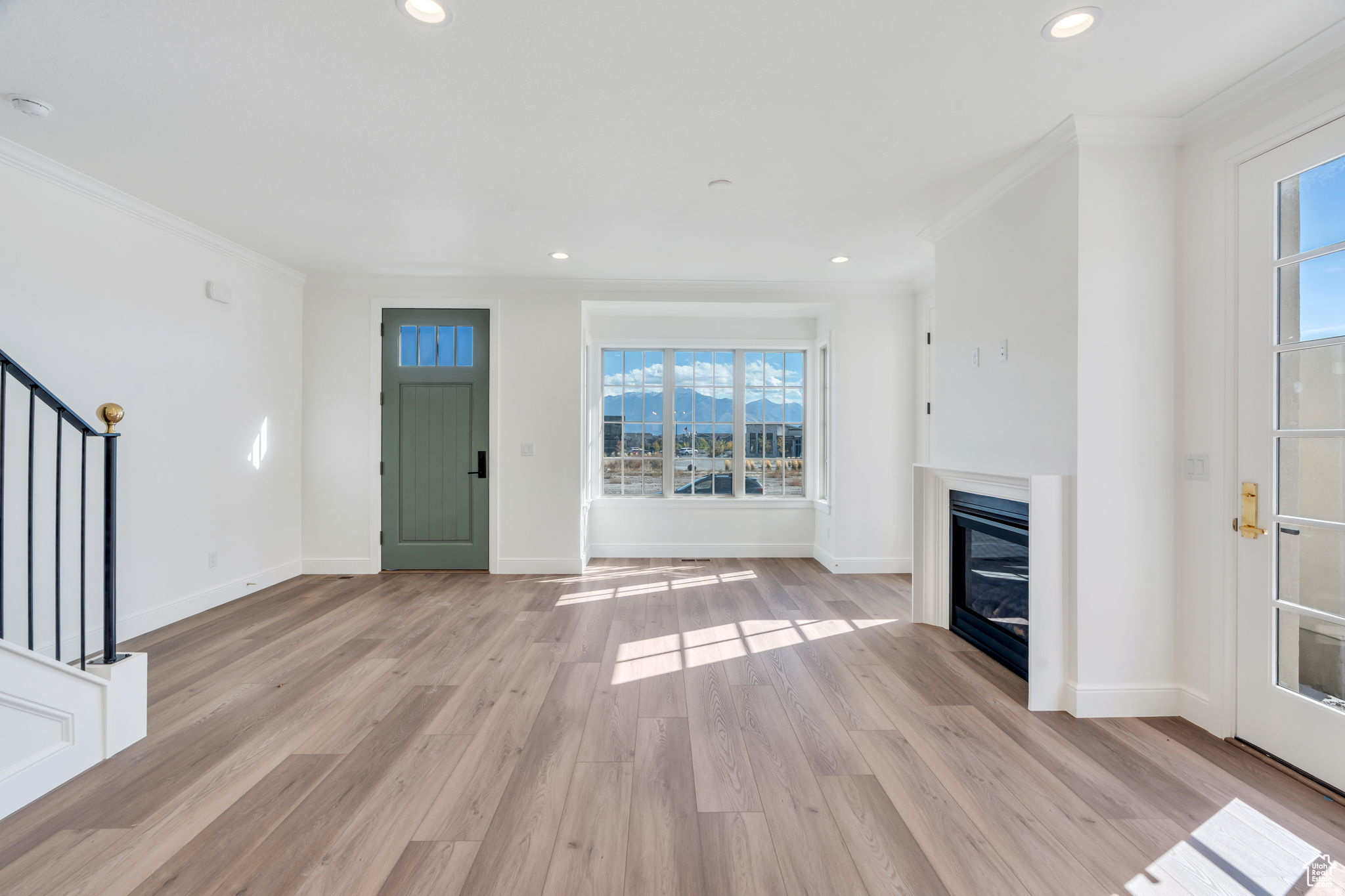 CAMDEN COMMONS - Residential