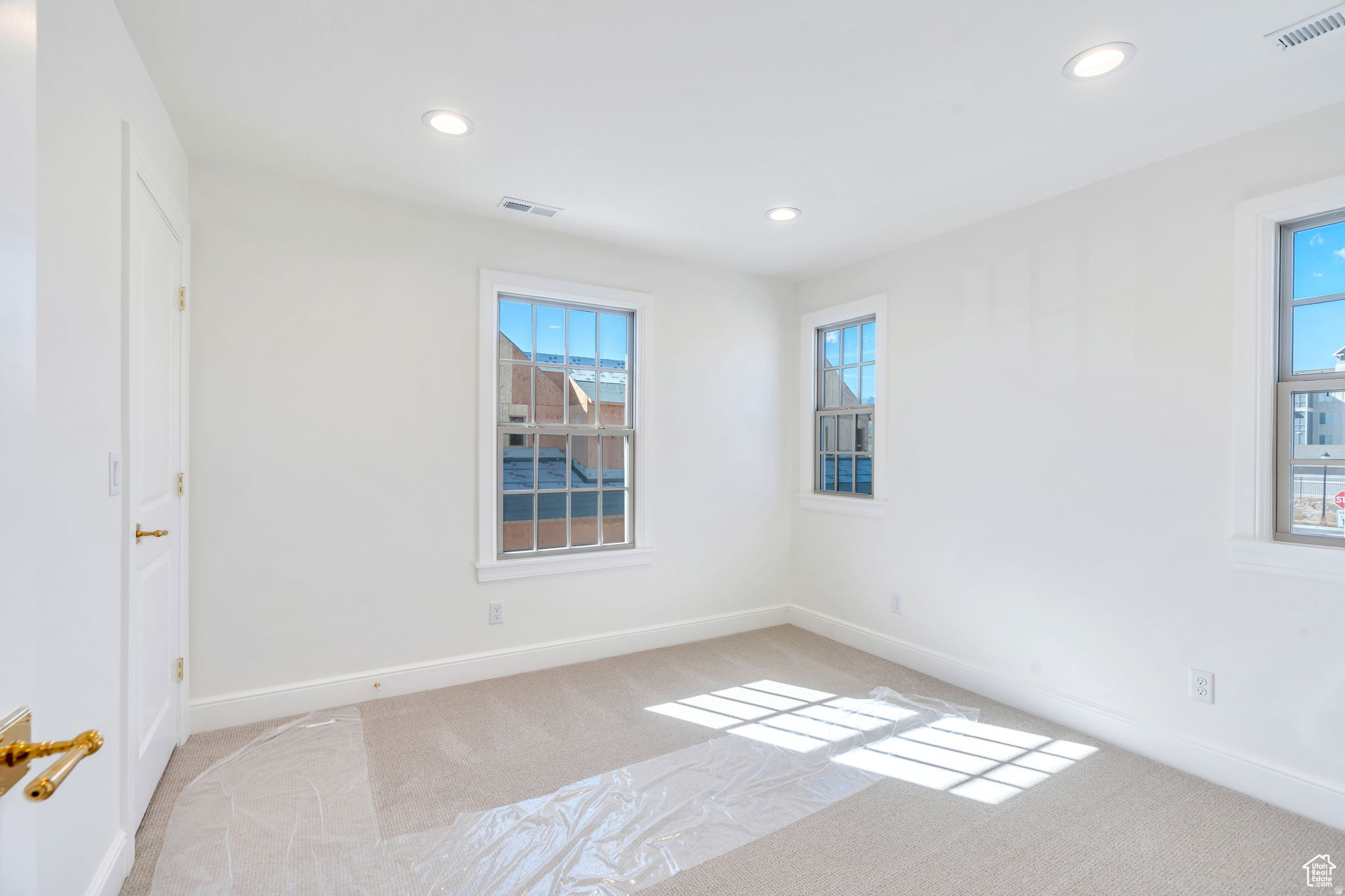 CAMDEN COMMONS - Residential