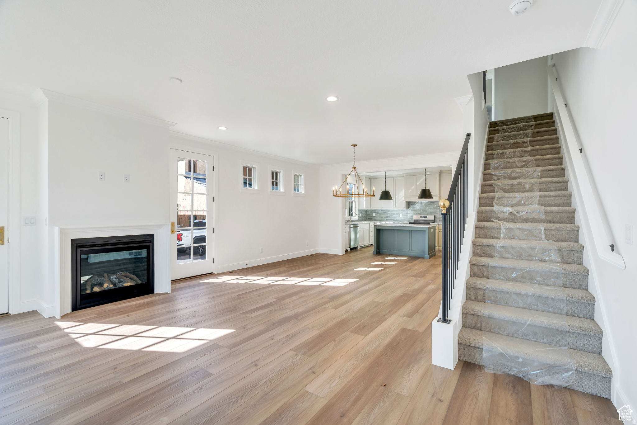 CAMDEN COMMONS - Residential