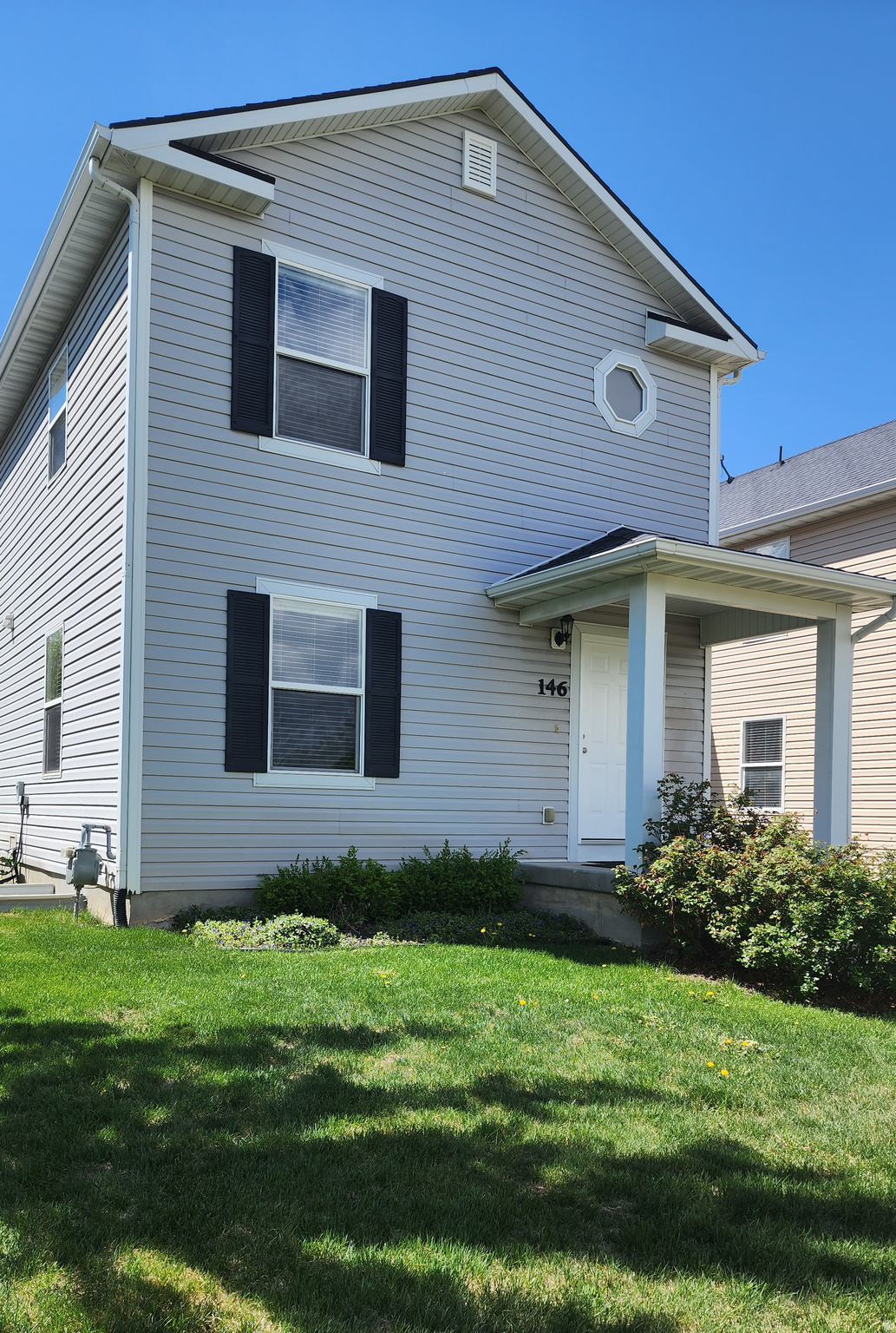 OVERLAKE - Residential Lease