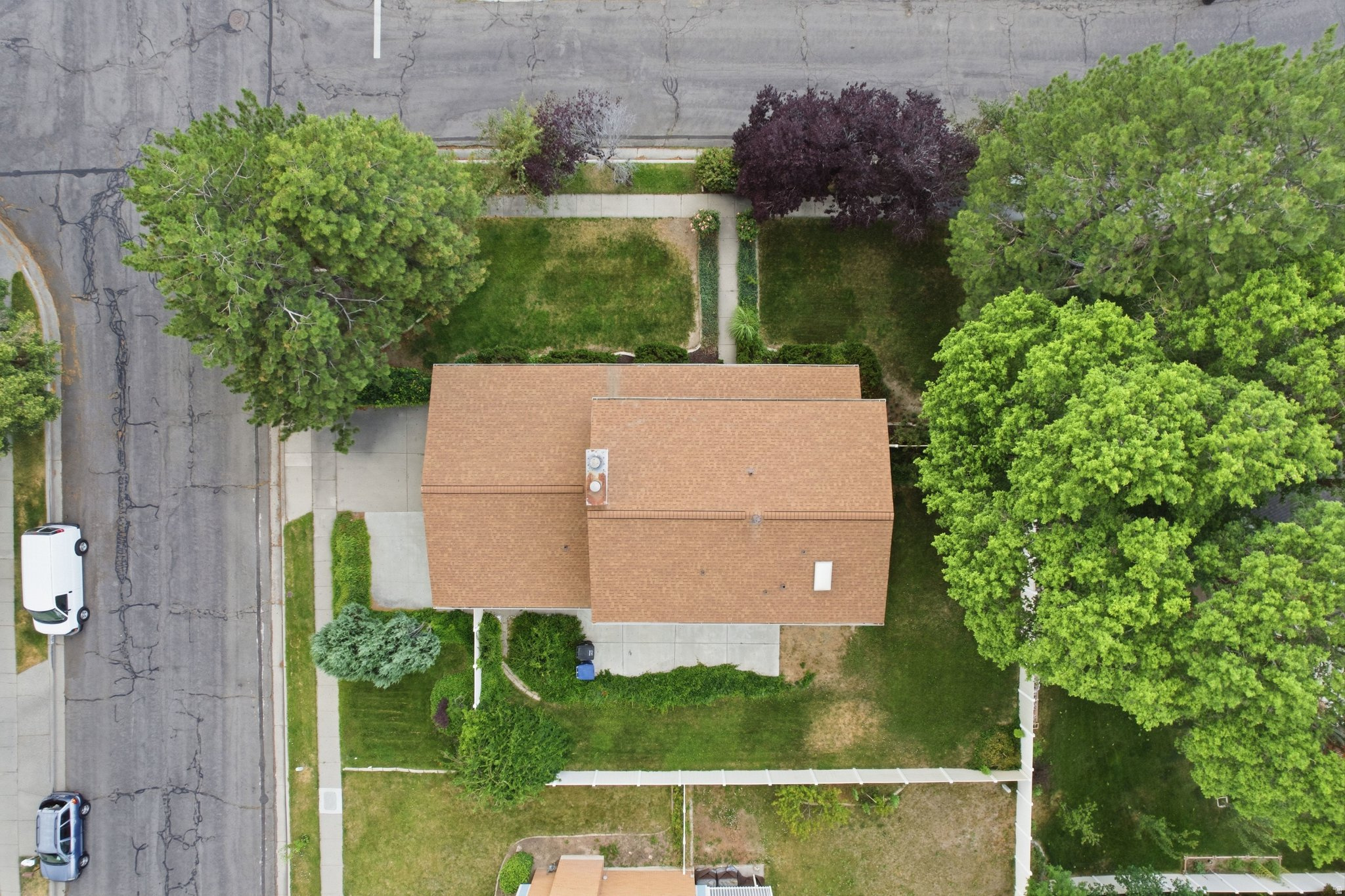 CONTINENTAL ESTATES #5 - Residential
