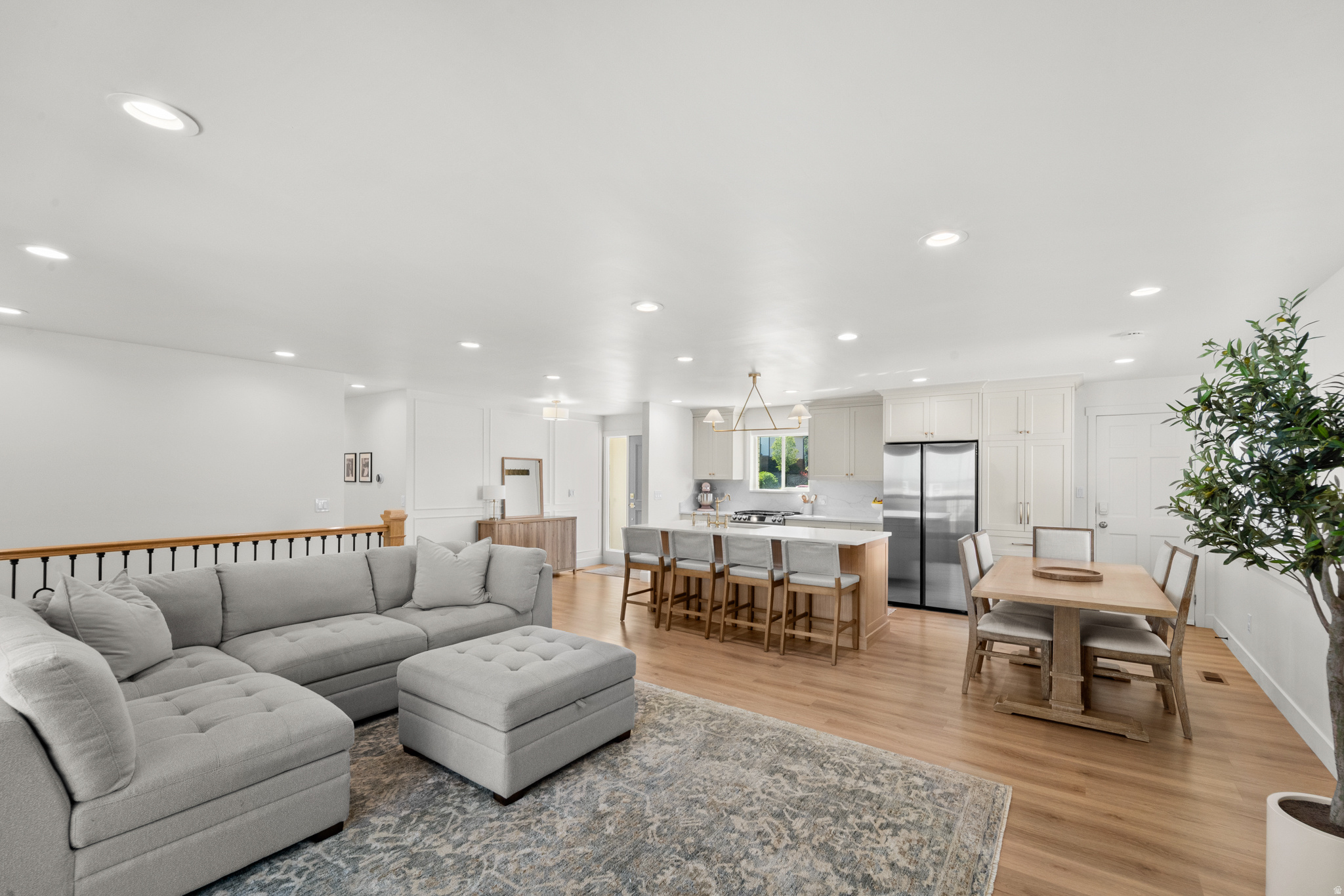 RIVIERA HEIGHTS - Residential