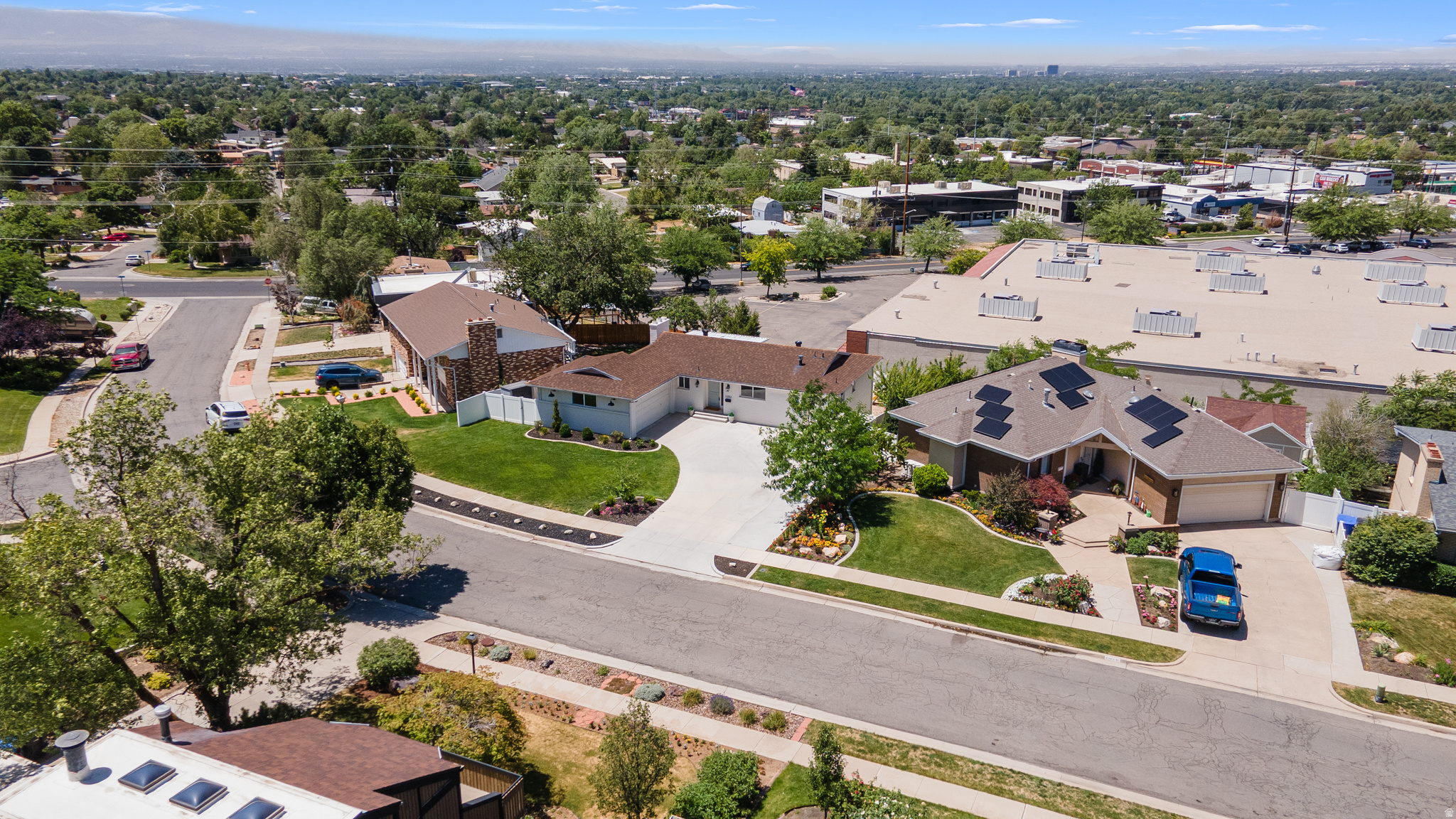RIVIERA HEIGHTS - Residential