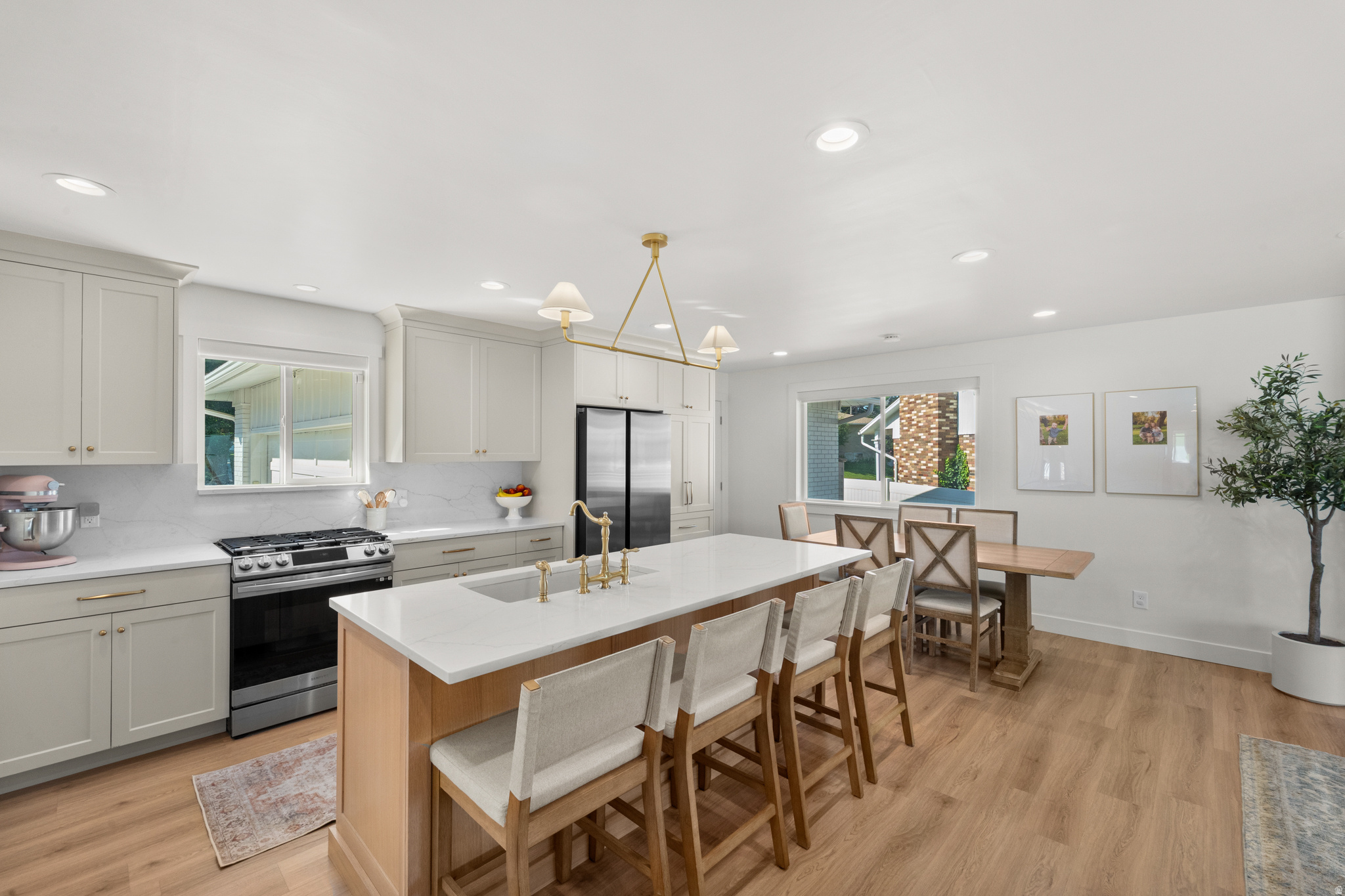 RIVIERA HEIGHTS - Residential