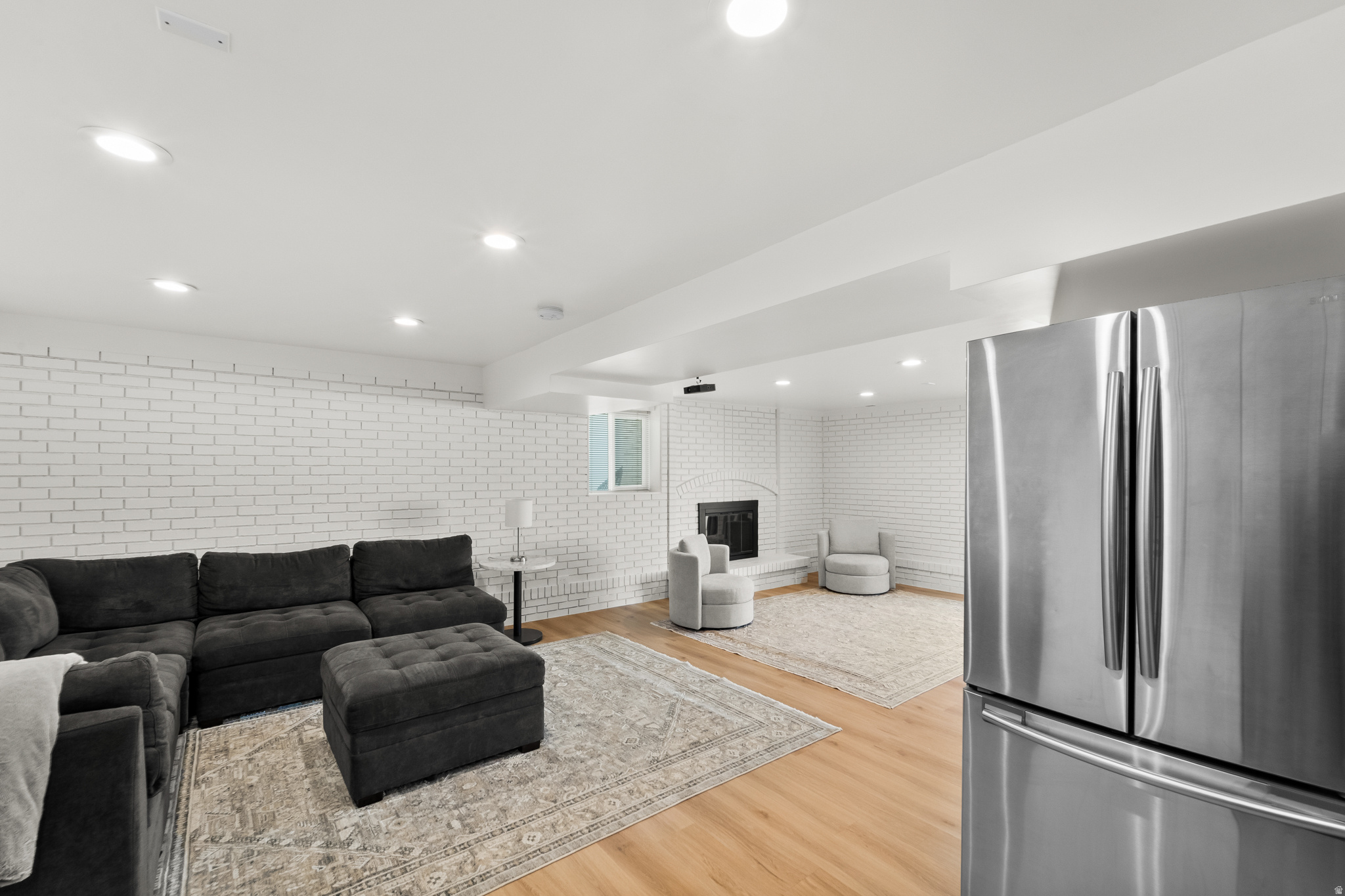 RIVIERA HEIGHTS - Residential