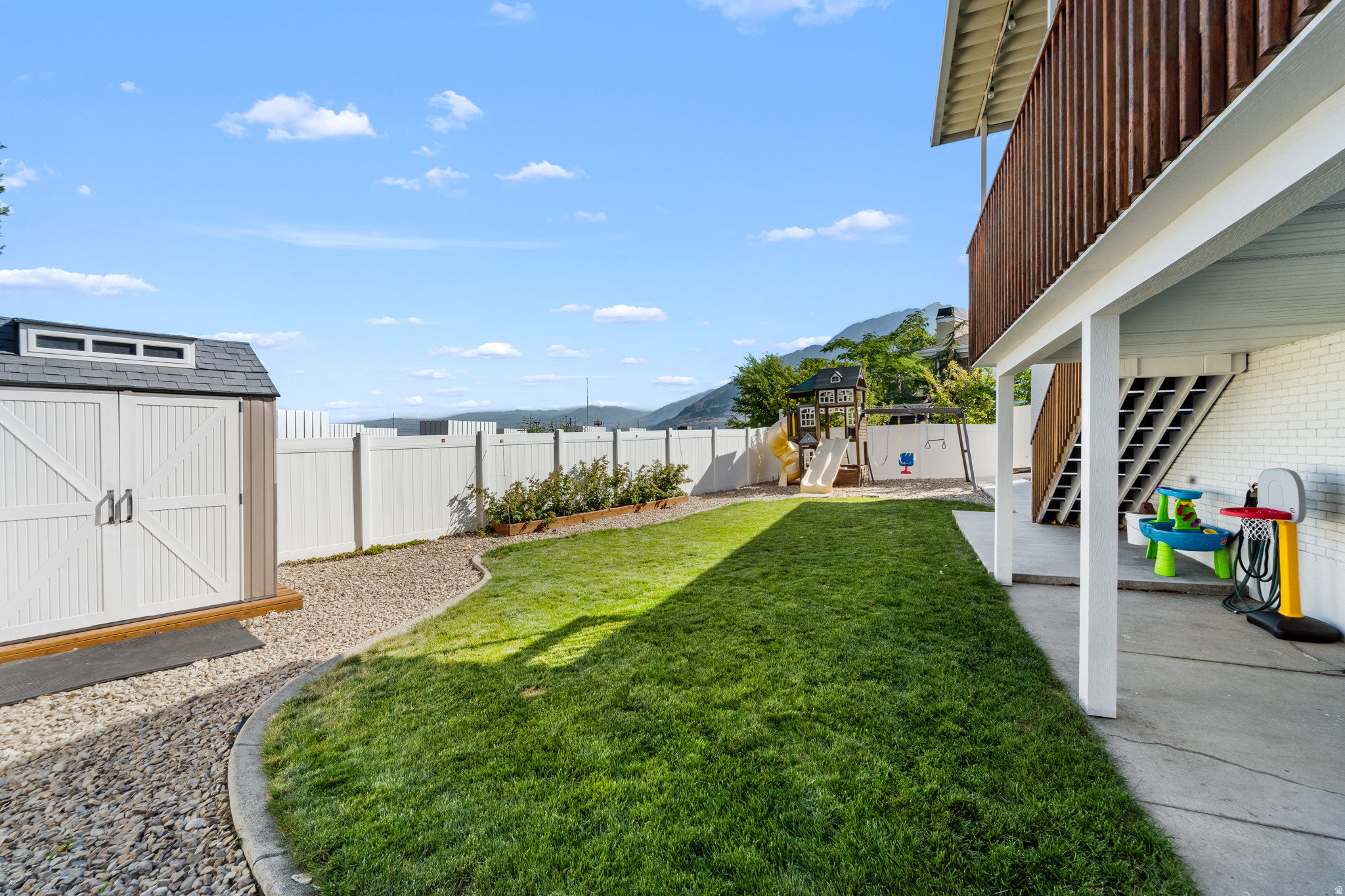 RIVIERA HEIGHTS - Residential