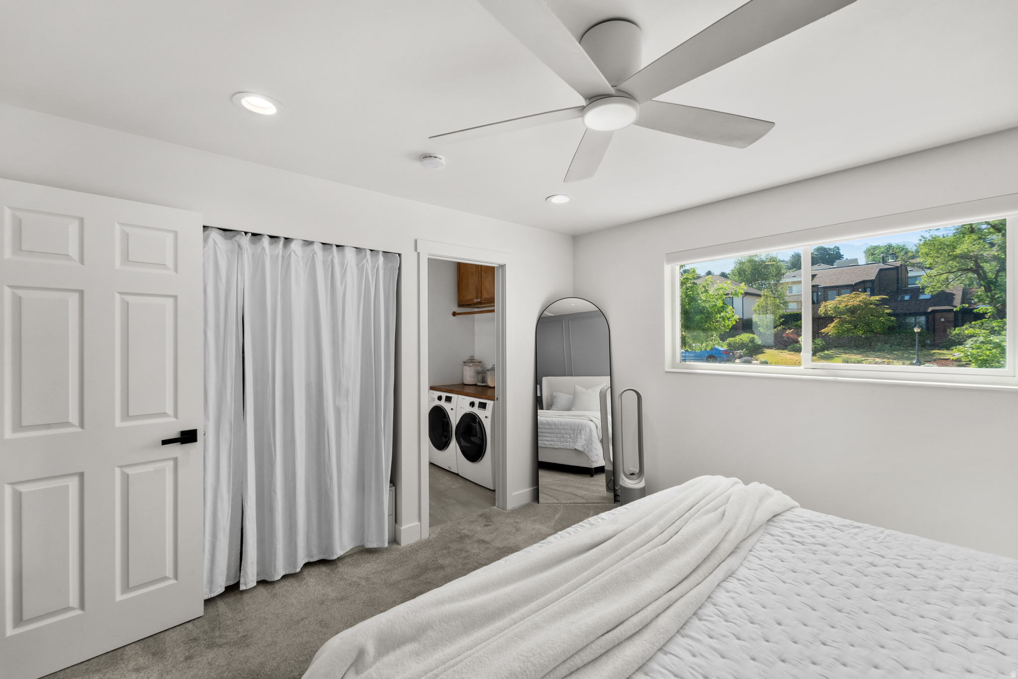 RIVIERA HEIGHTS - Residential