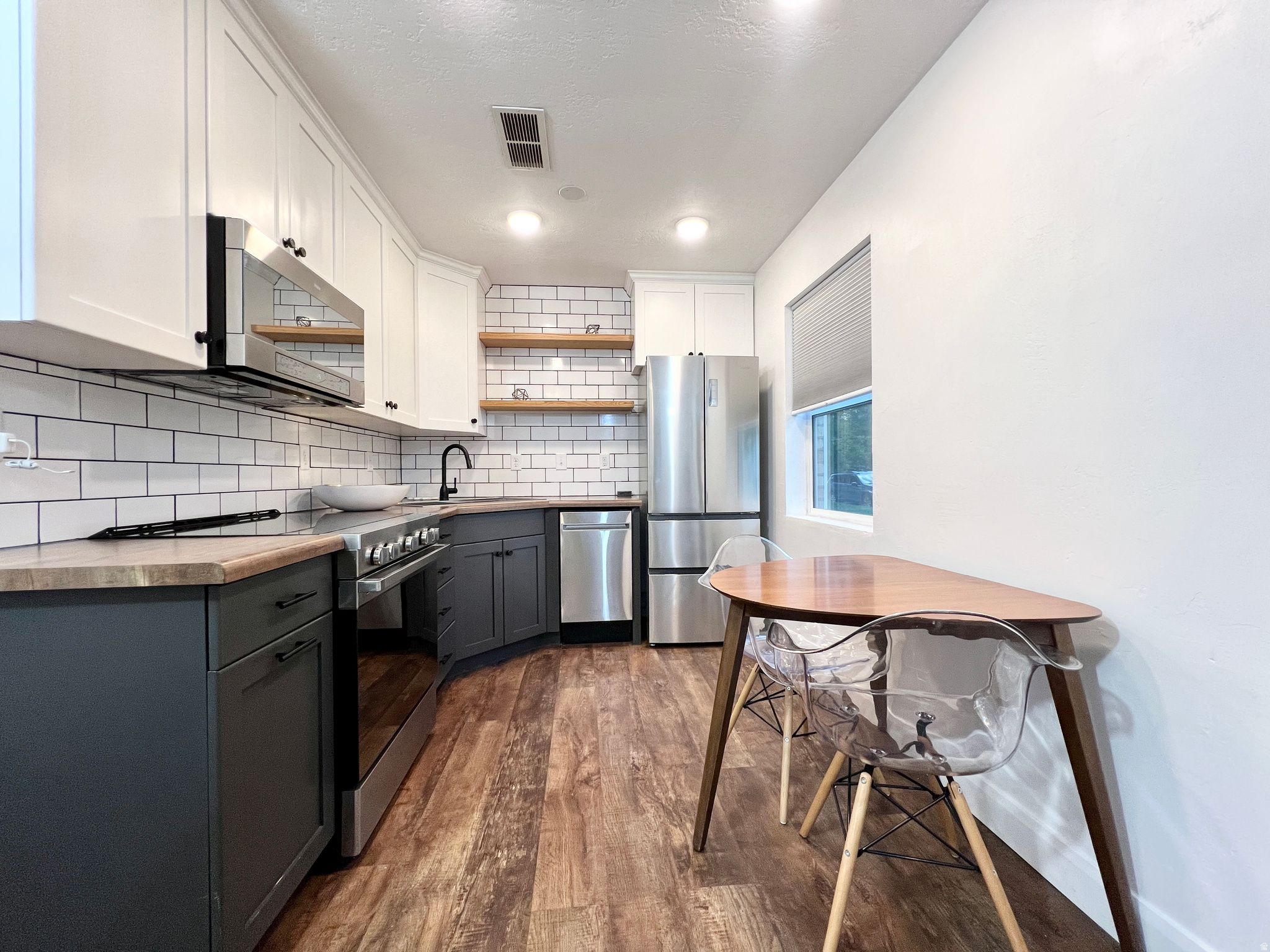 MORNINGSIDE SQUARE - Residential
