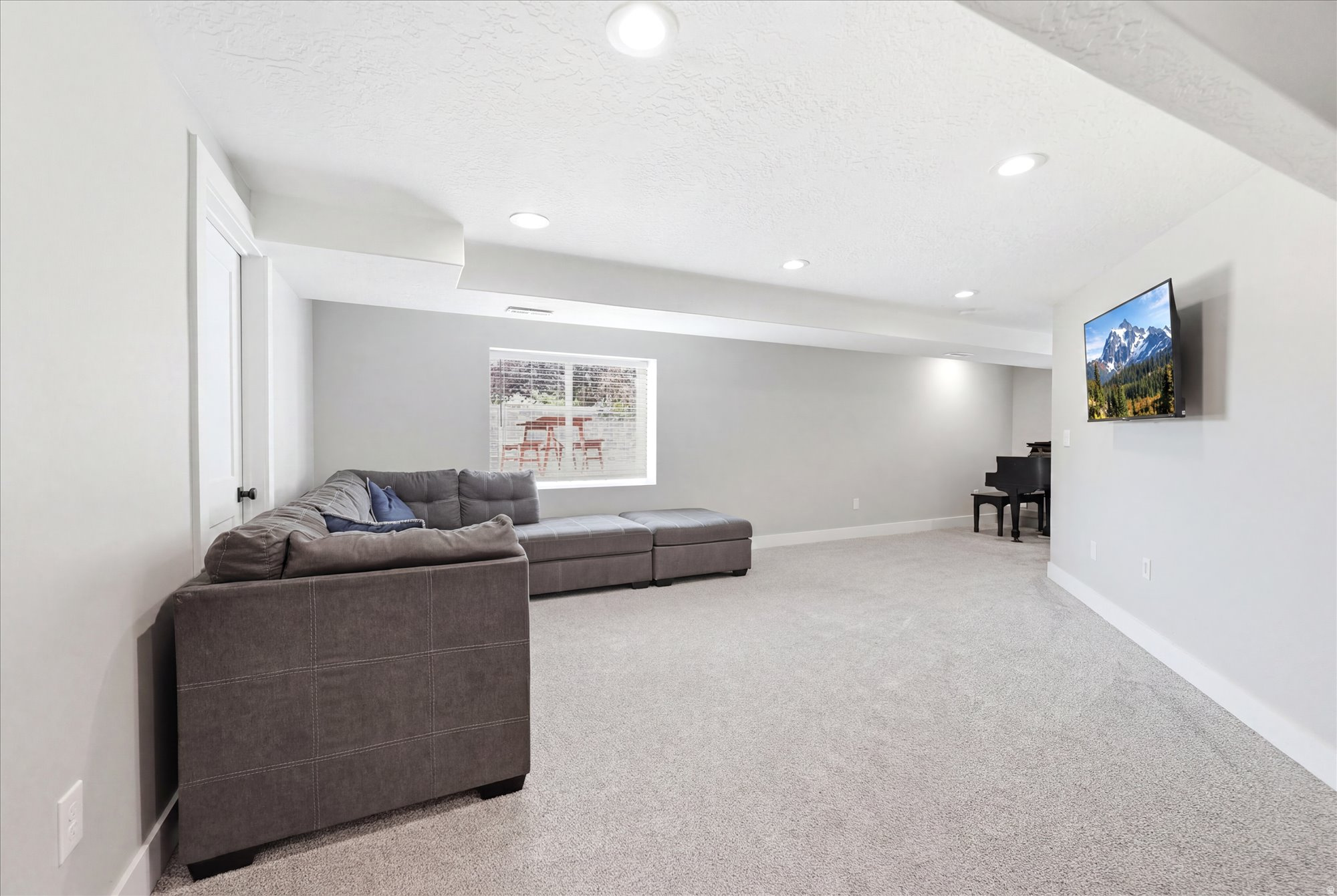 SCOTT FIELD ACRES - Residential