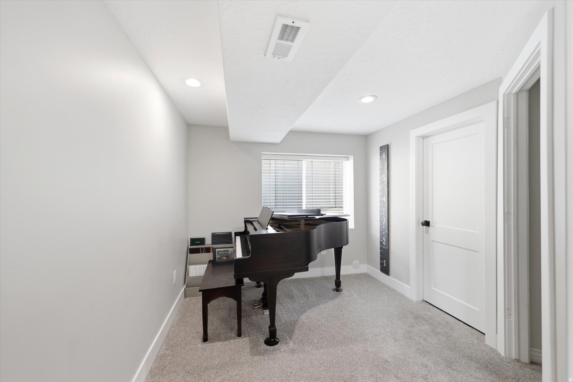 SCOTT FIELD ACRES - Residential