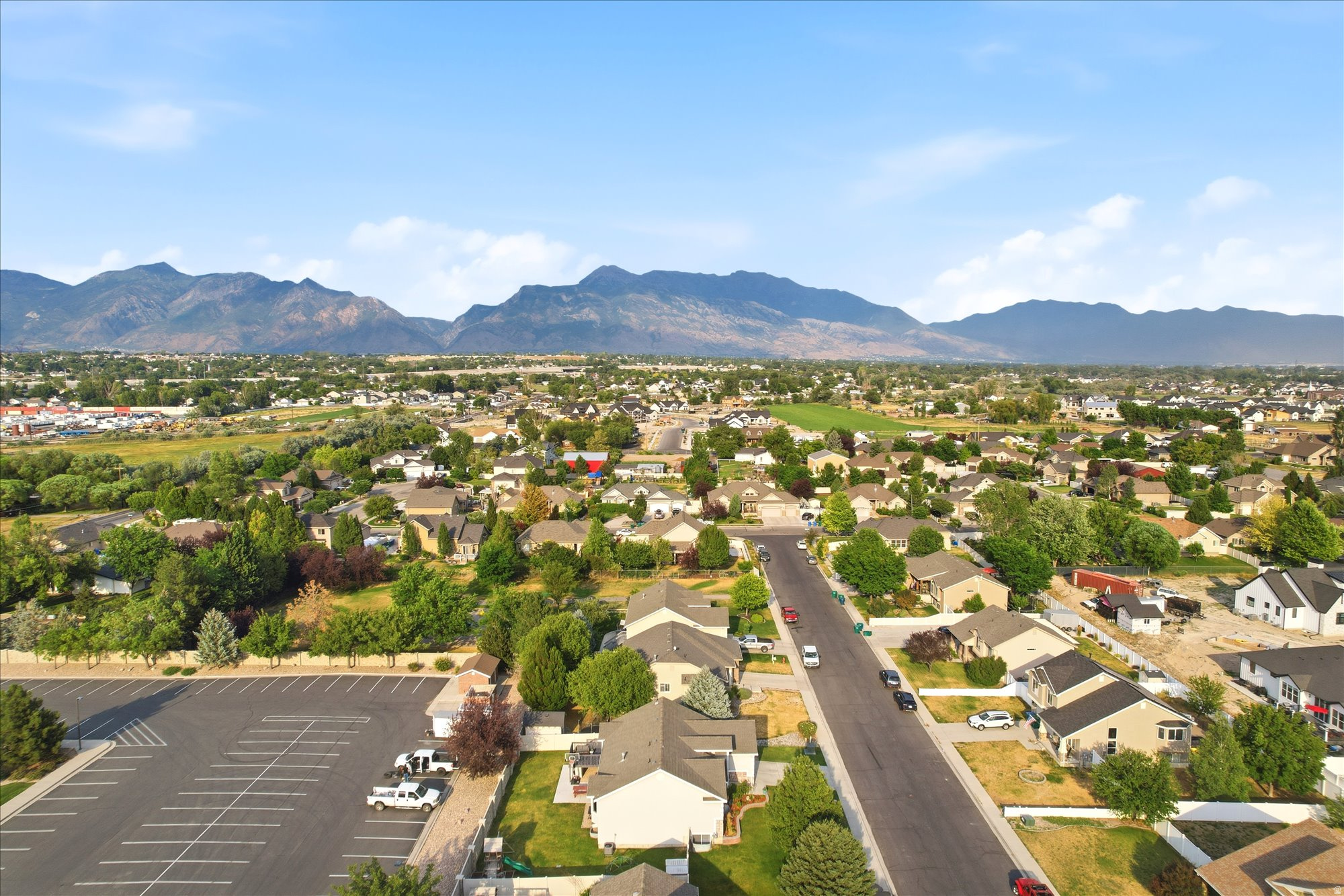 SCOTT FIELD ACRES - Residential