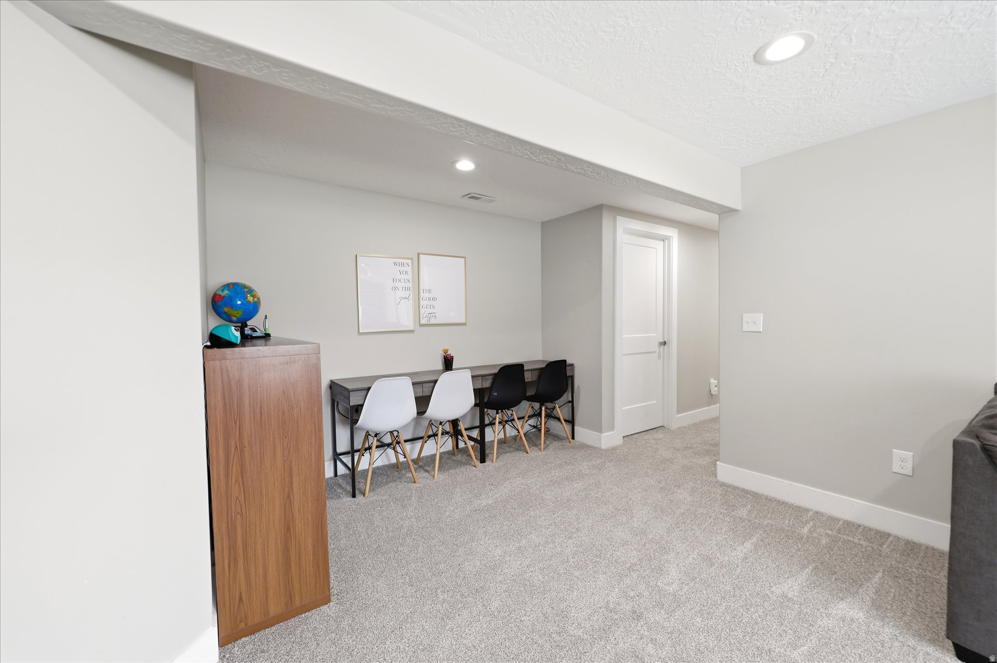 SCOTT FIELD ACRES - Residential