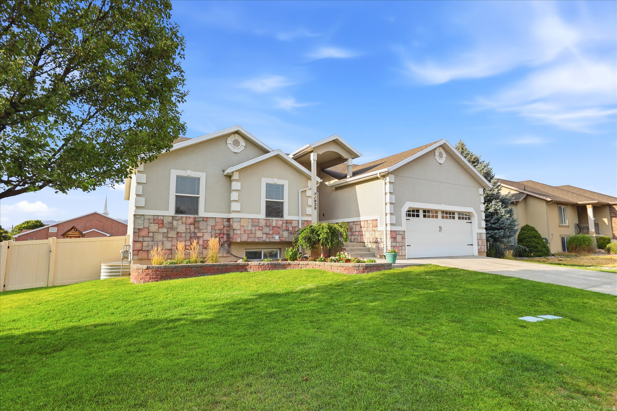 SCOTT FIELD ACRES - Residential
