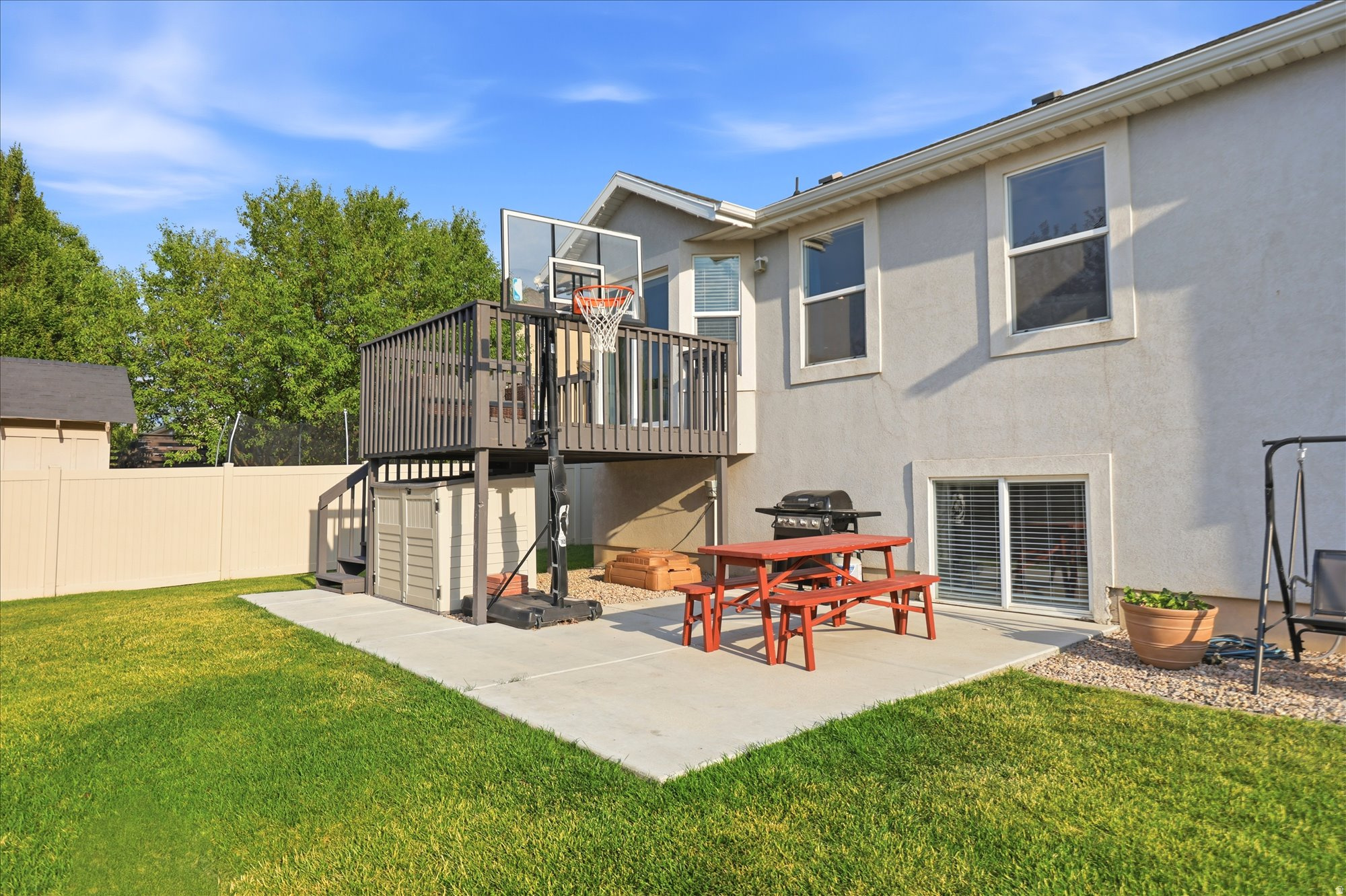 SCOTT FIELD ACRES - Residential