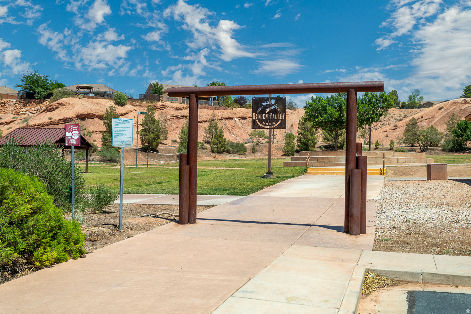 HIDDEN VALLEY TOWN HOMES PUD PH 1 - Residential