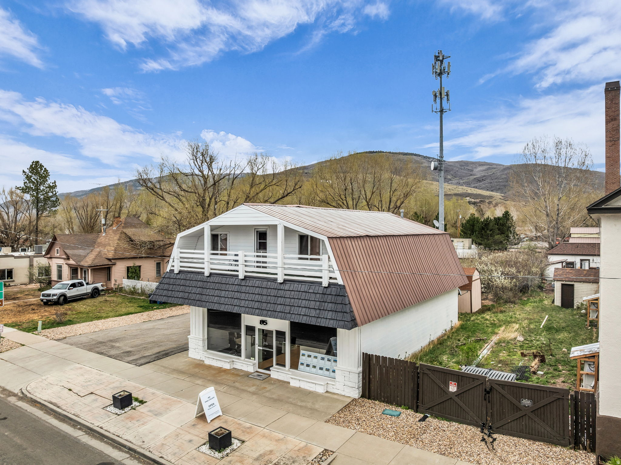 KAMAS TOWN - Commercial Sale
