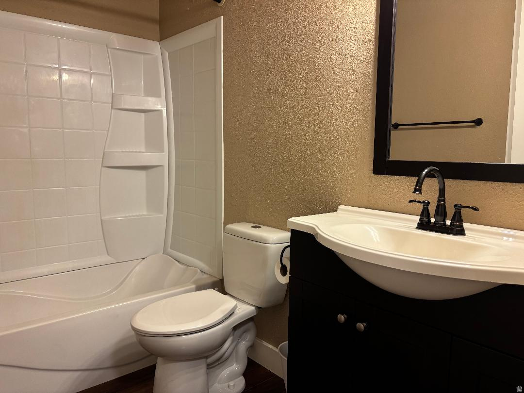 WATERSIDE CONDO - Residential