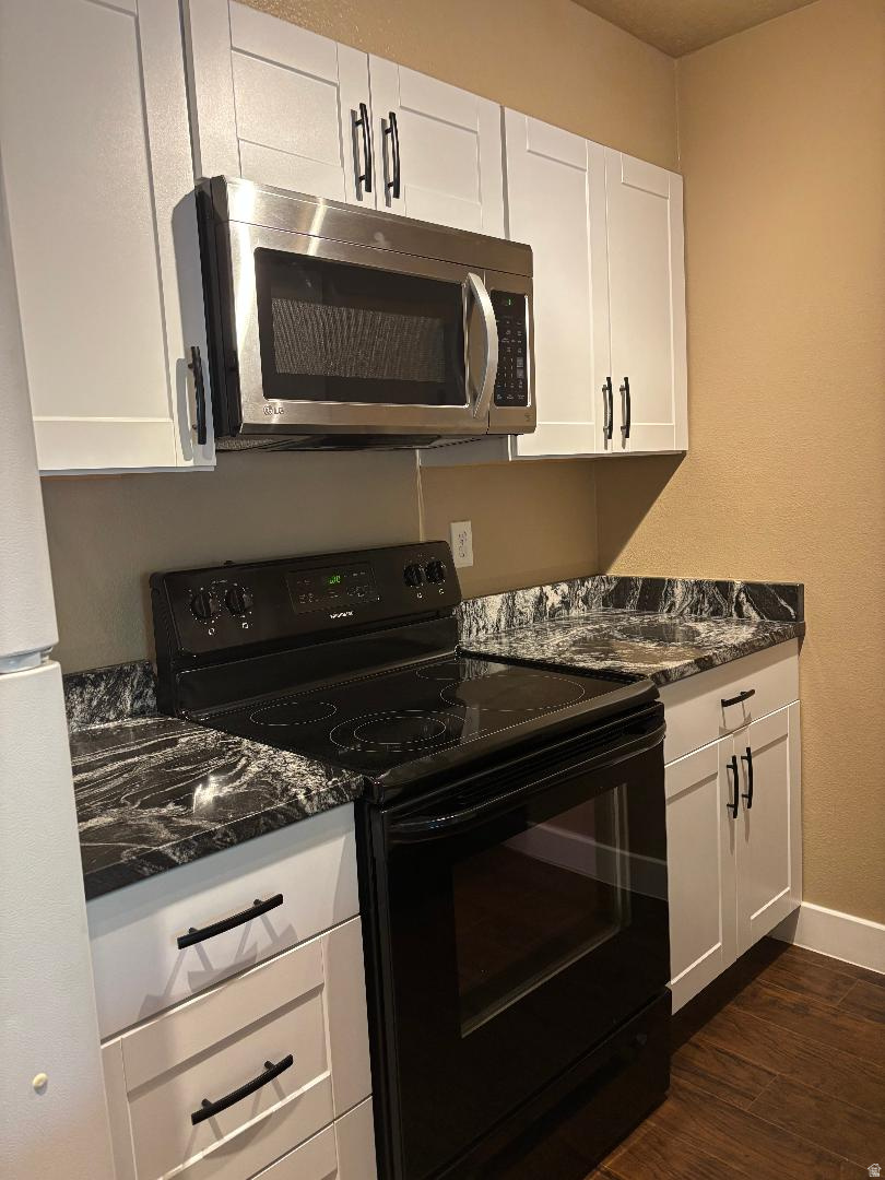 WATERSIDE CONDO - Residential