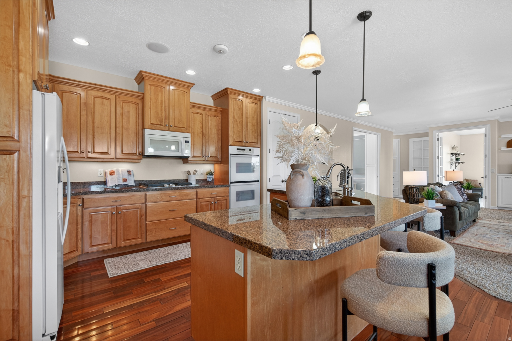 LEGACY AT ERCANBRACK FARMS - Residential