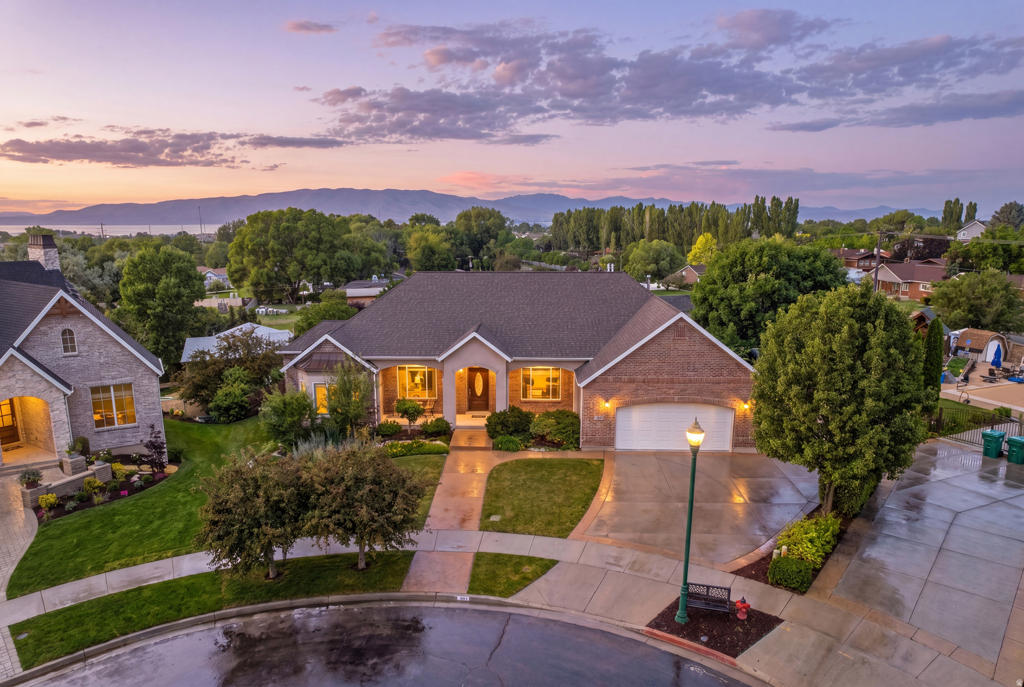 LEGACY AT ERCANBRACK FARMS - Residential