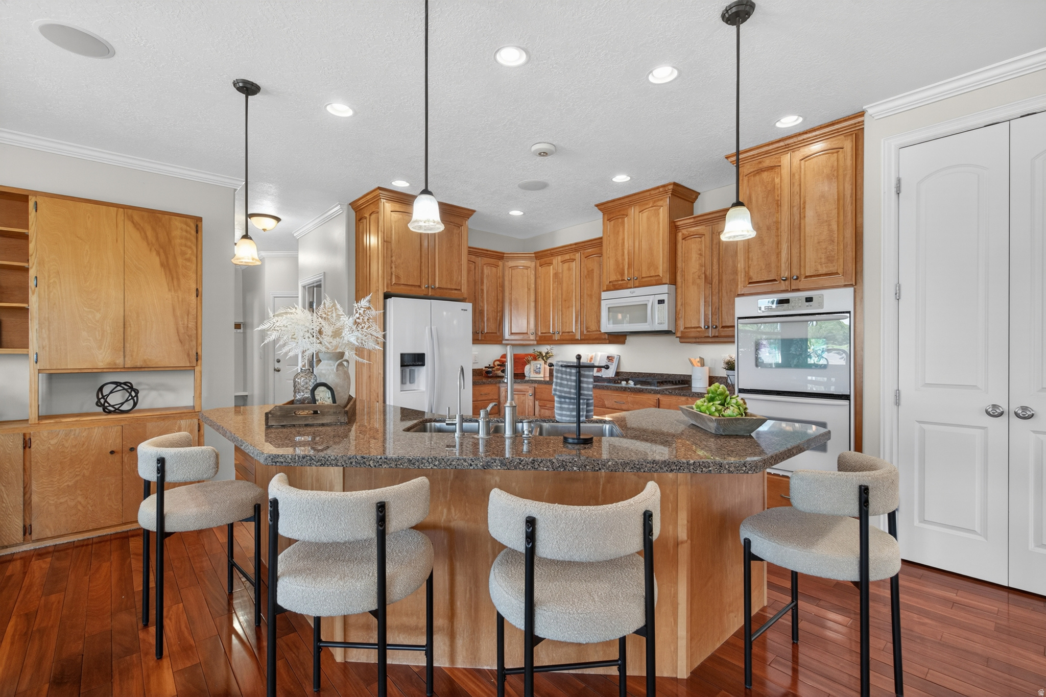 LEGACY AT ERCANBRACK FARMS - Residential