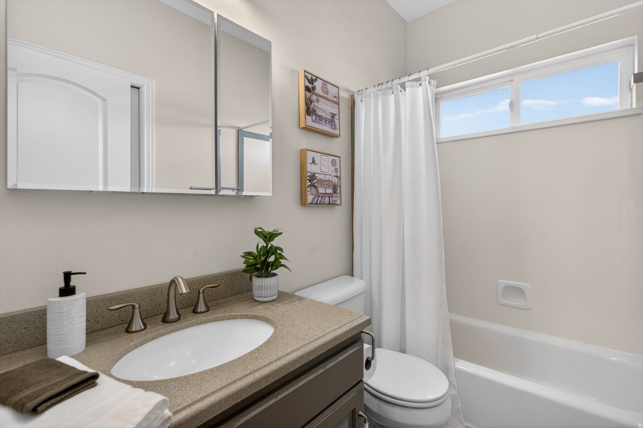 LEGACY AT ERCANBRACK FARMS - Residential