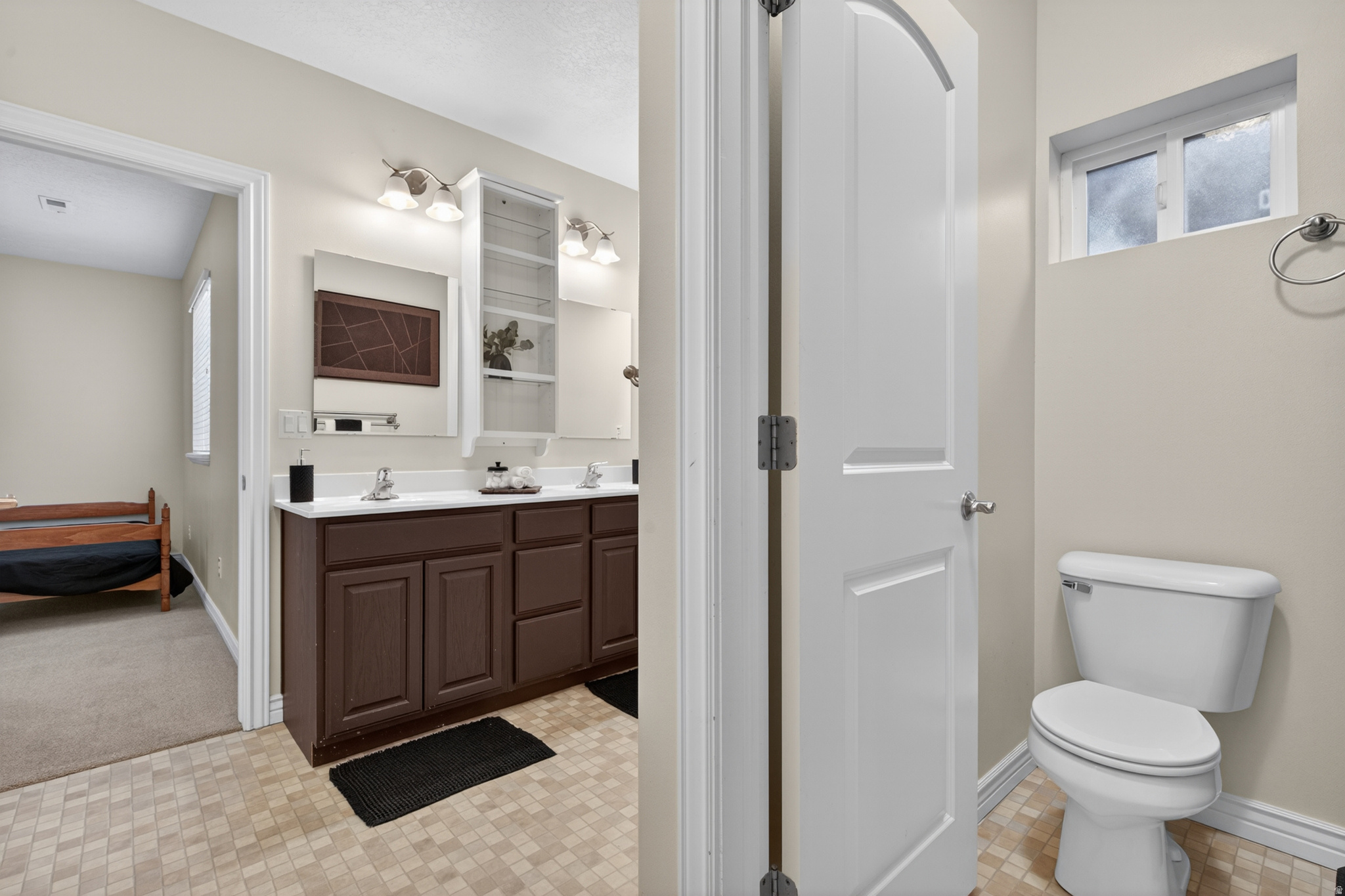 LEGACY AT ERCANBRACK FARMS - Residential