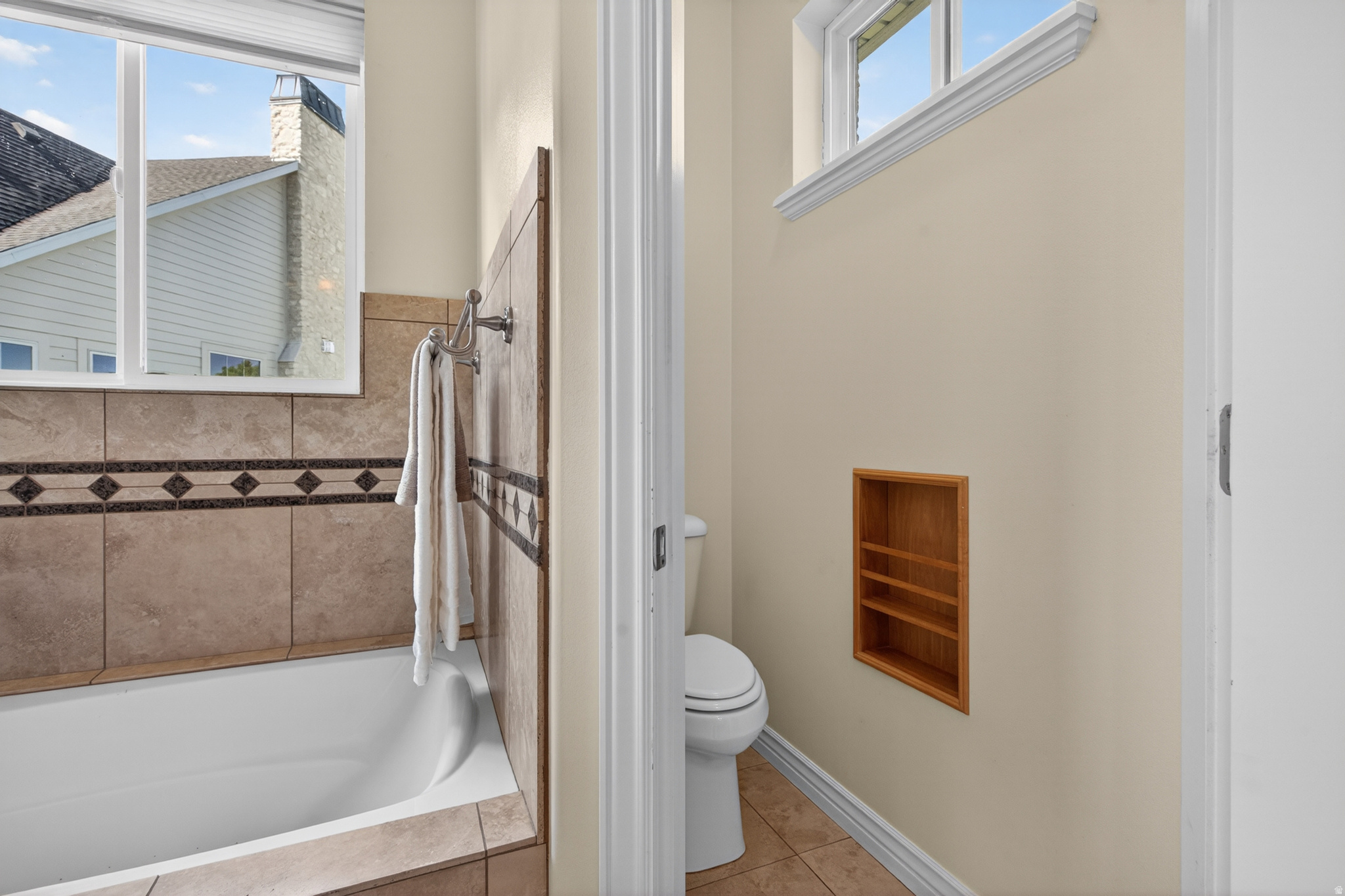 LEGACY AT ERCANBRACK FARMS - Residential
