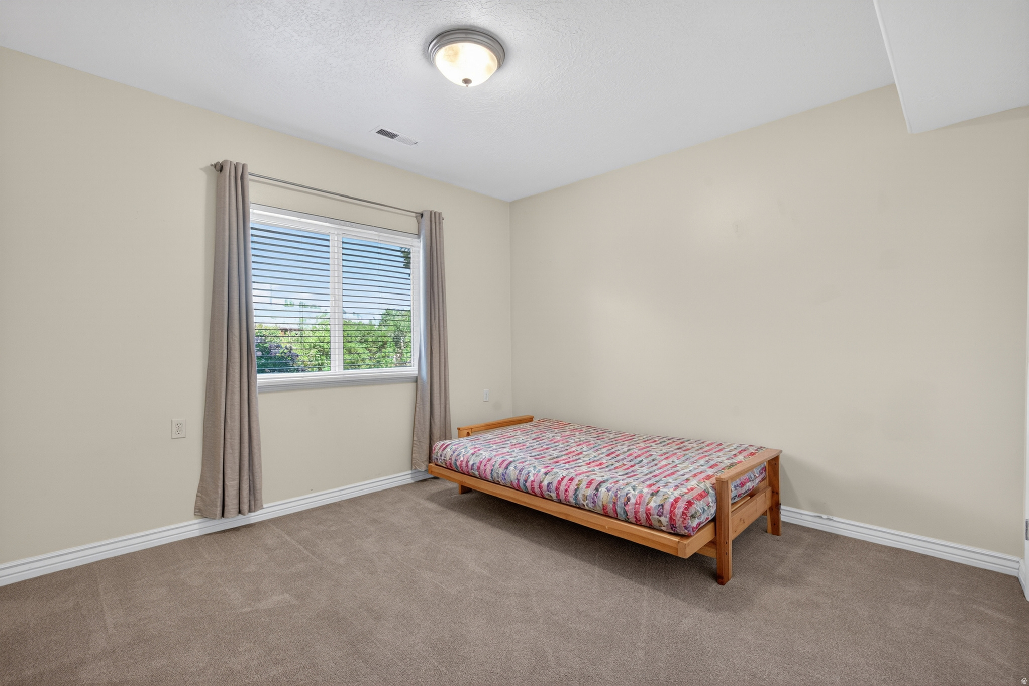 LEGACY AT ERCANBRACK FARMS - Residential