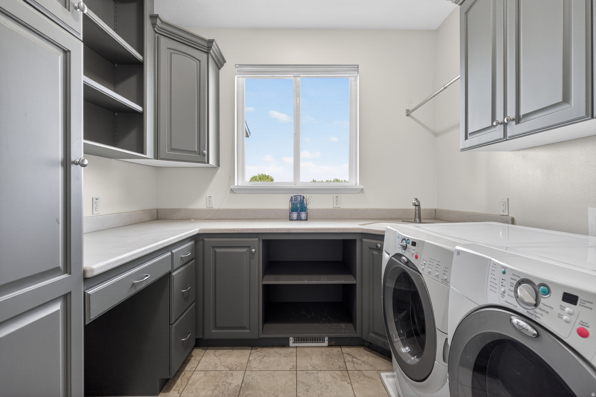 LEGACY AT ERCANBRACK FARMS - Residential