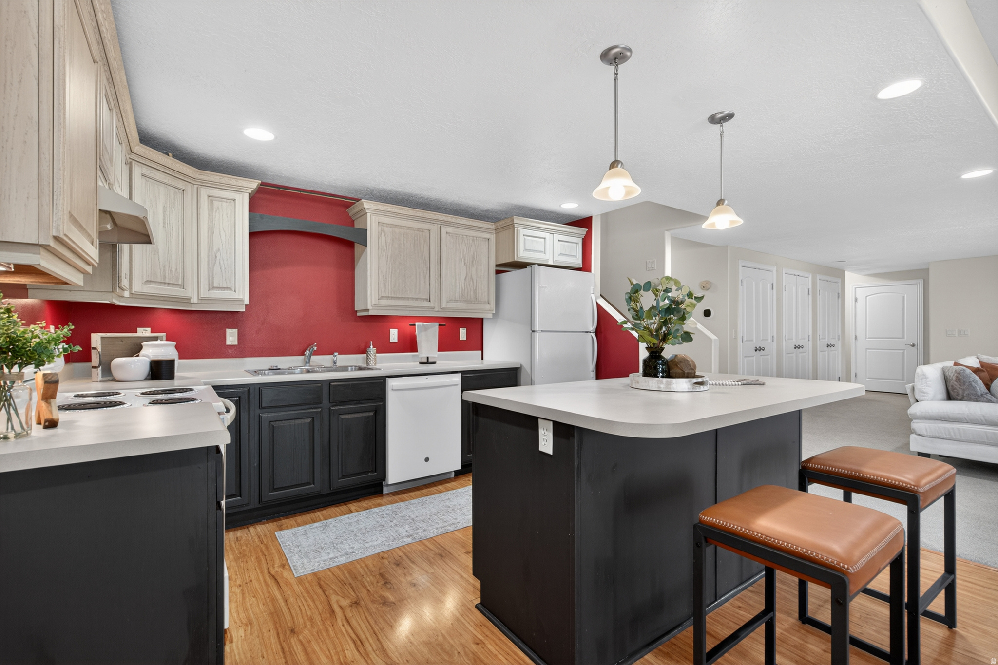 LEGACY AT ERCANBRACK FARMS - Residential