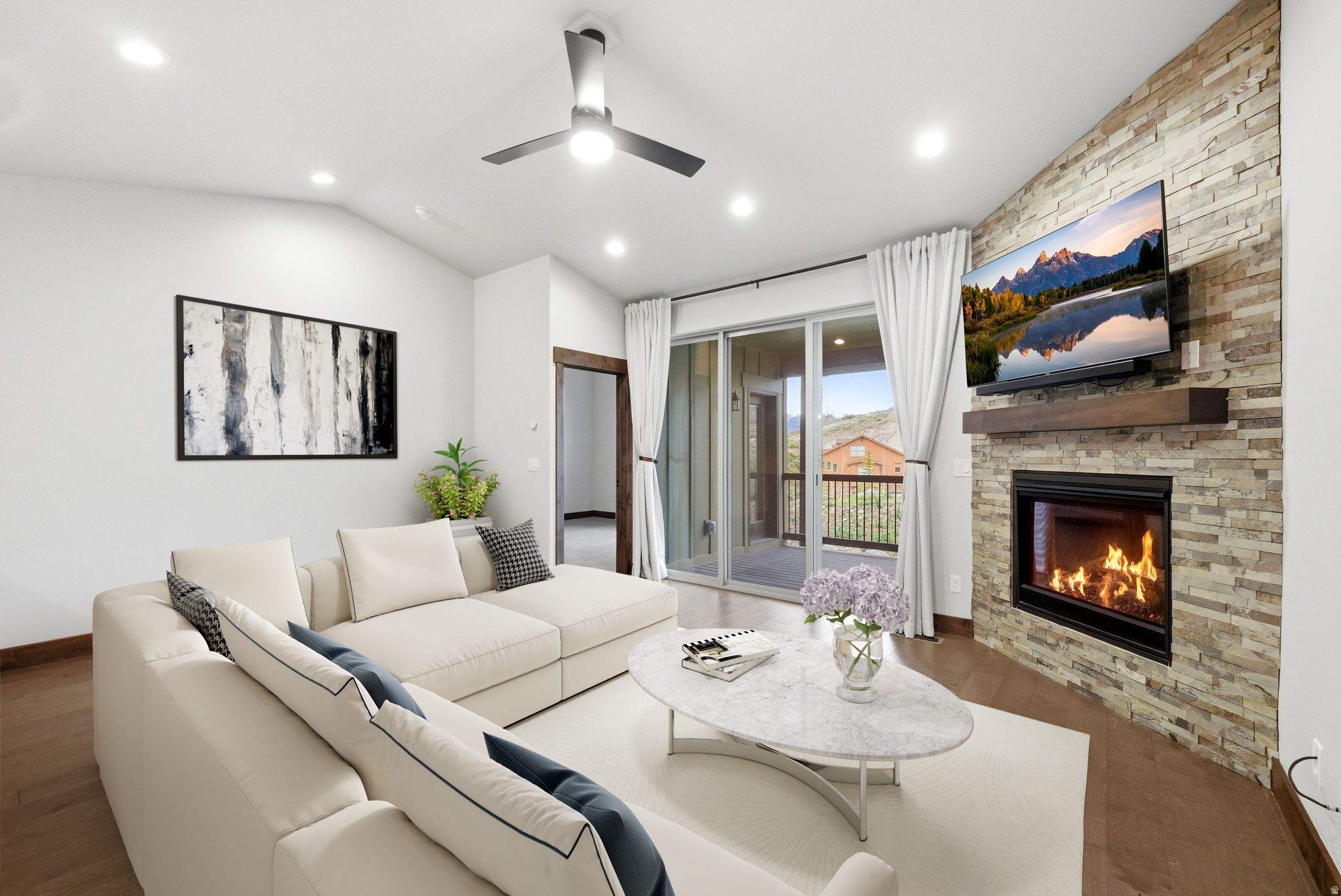 BLACK ROCK RIDGE - Residential