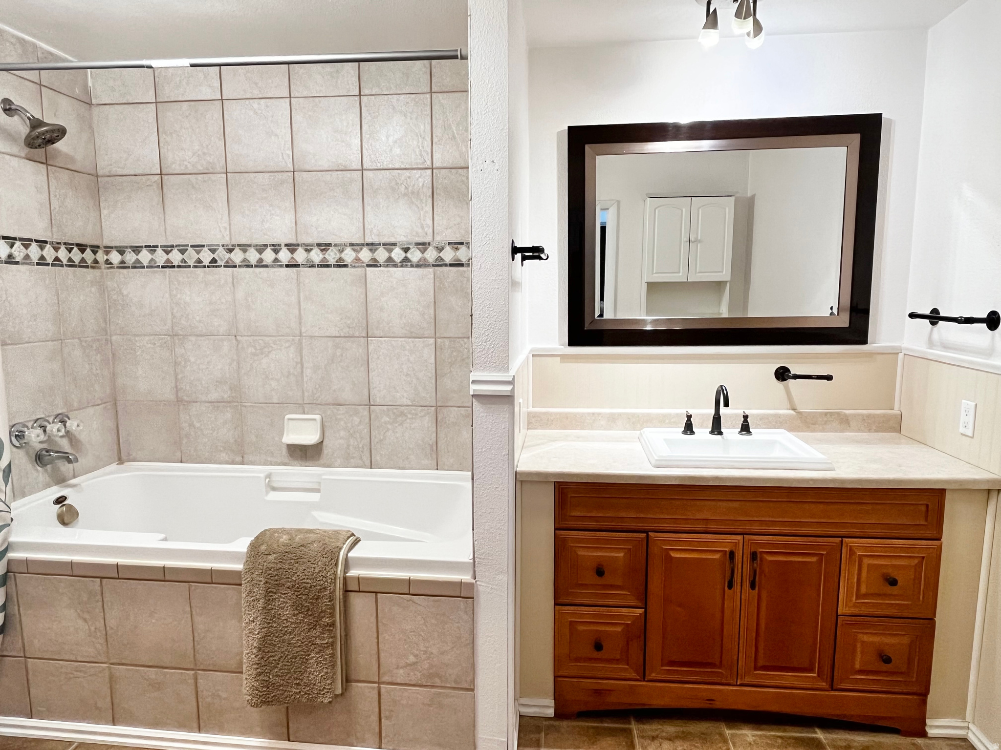 RIDGEWOOD ESTATES - Residential