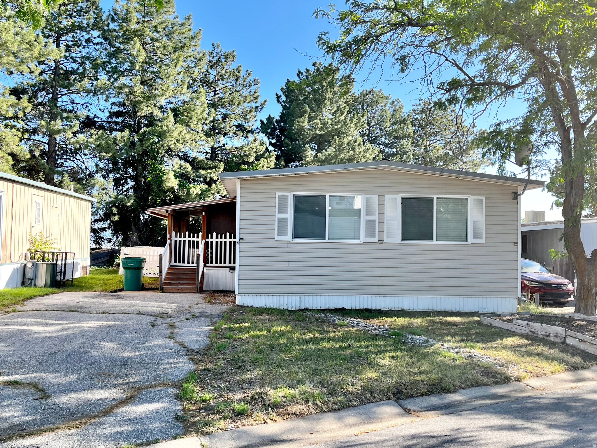 RIDGEWOOD ESTATES - Residential