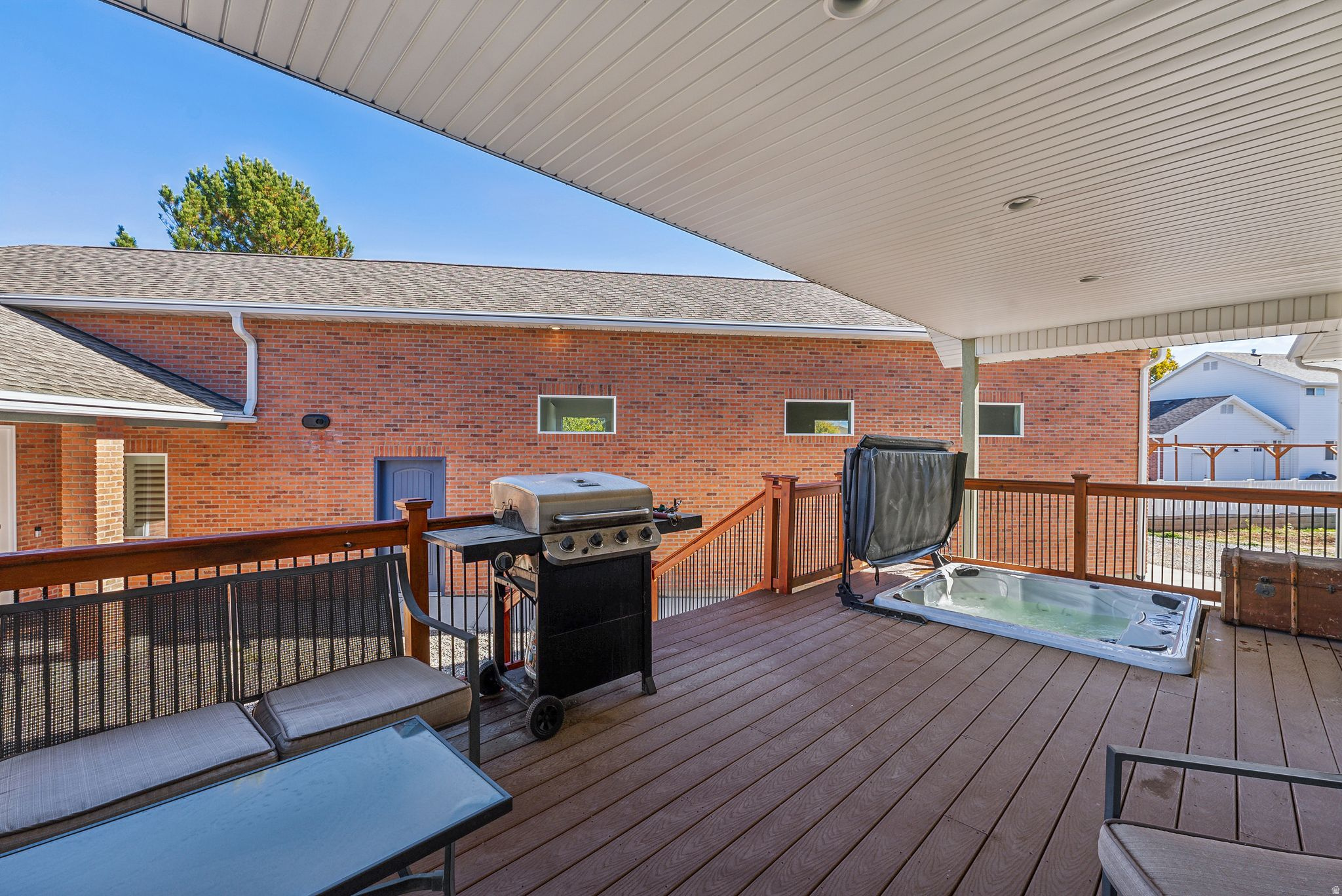 PIPER GLEN - Residential
