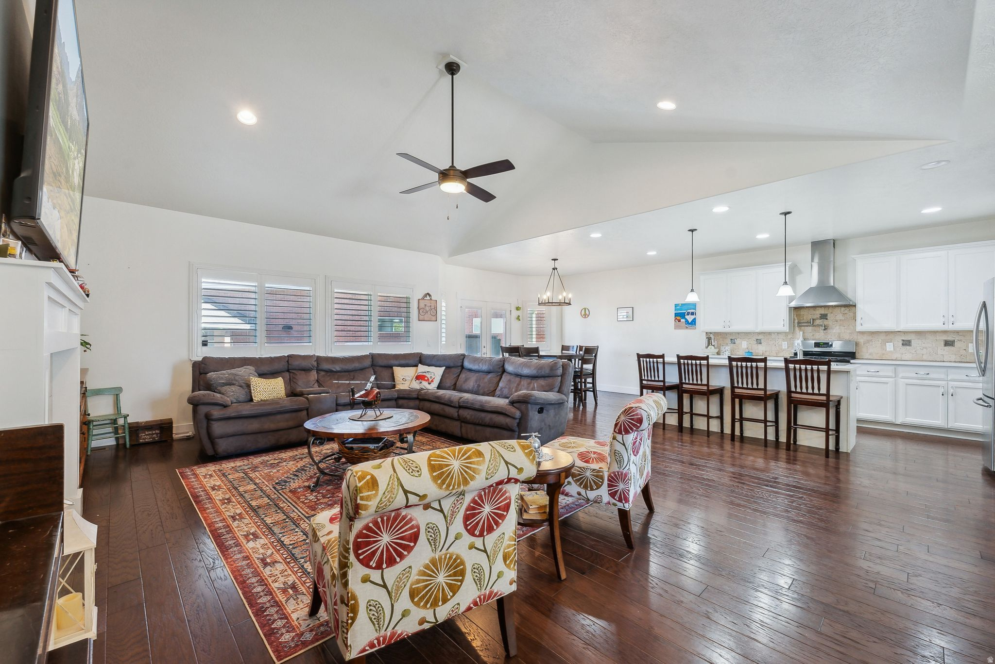 PIPER GLEN - Residential