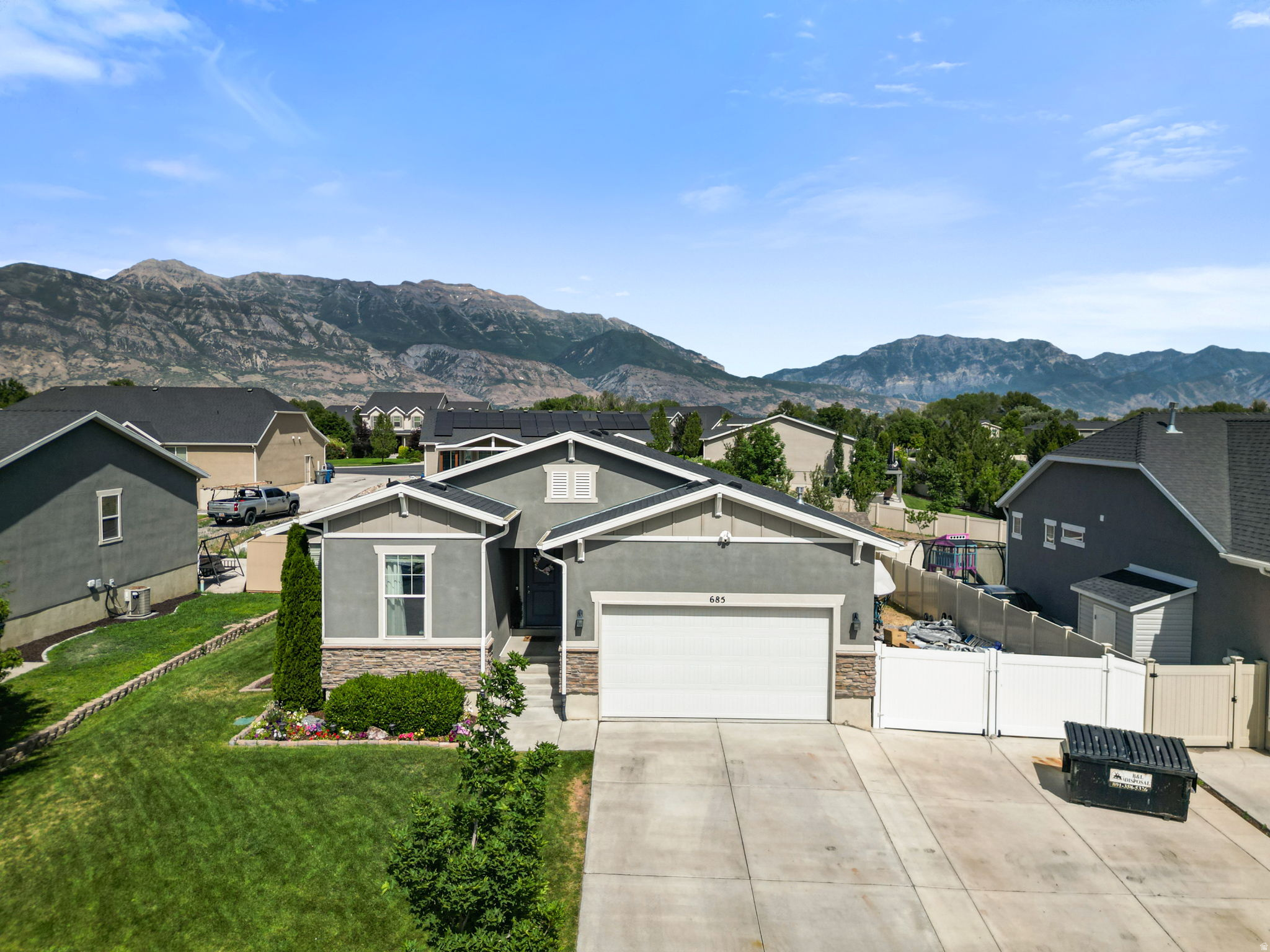 HARBOR VILLAGE - Residential