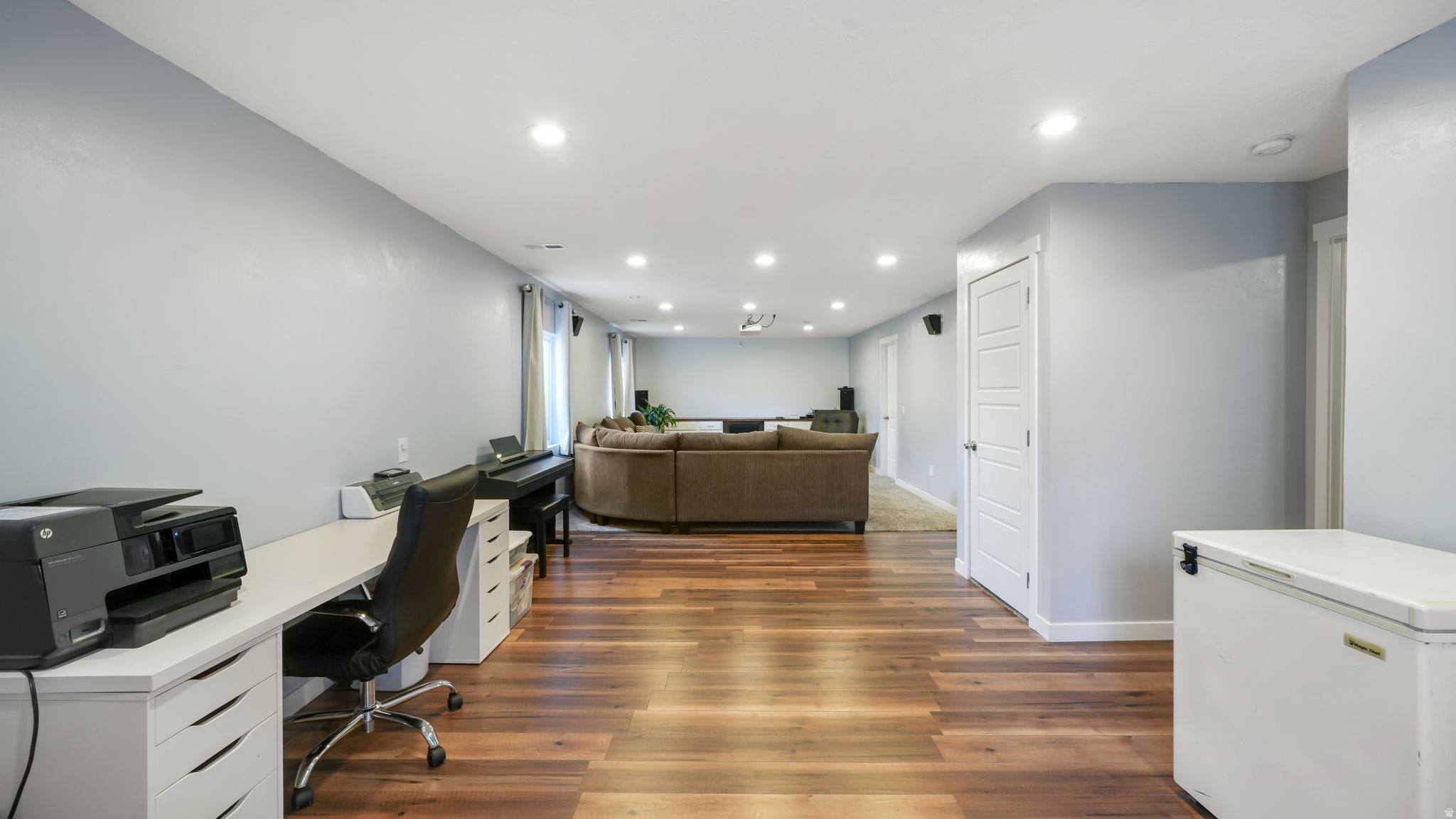 HARBOR VILLAGE - Residential