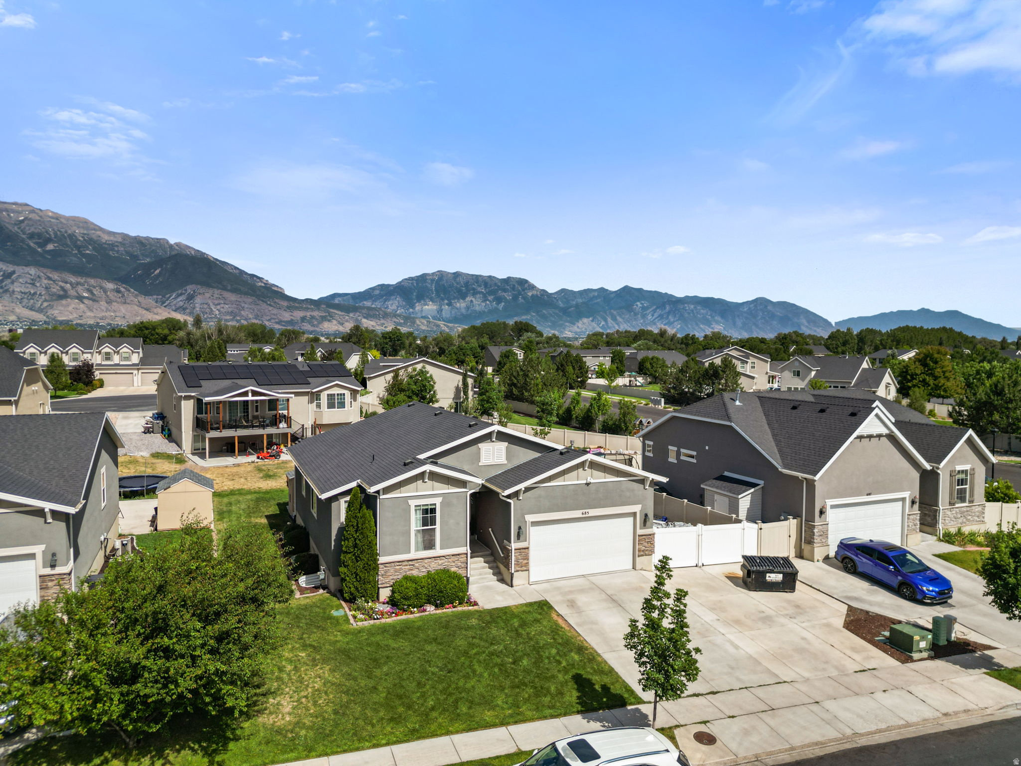 HARBOR VILLAGE - Residential