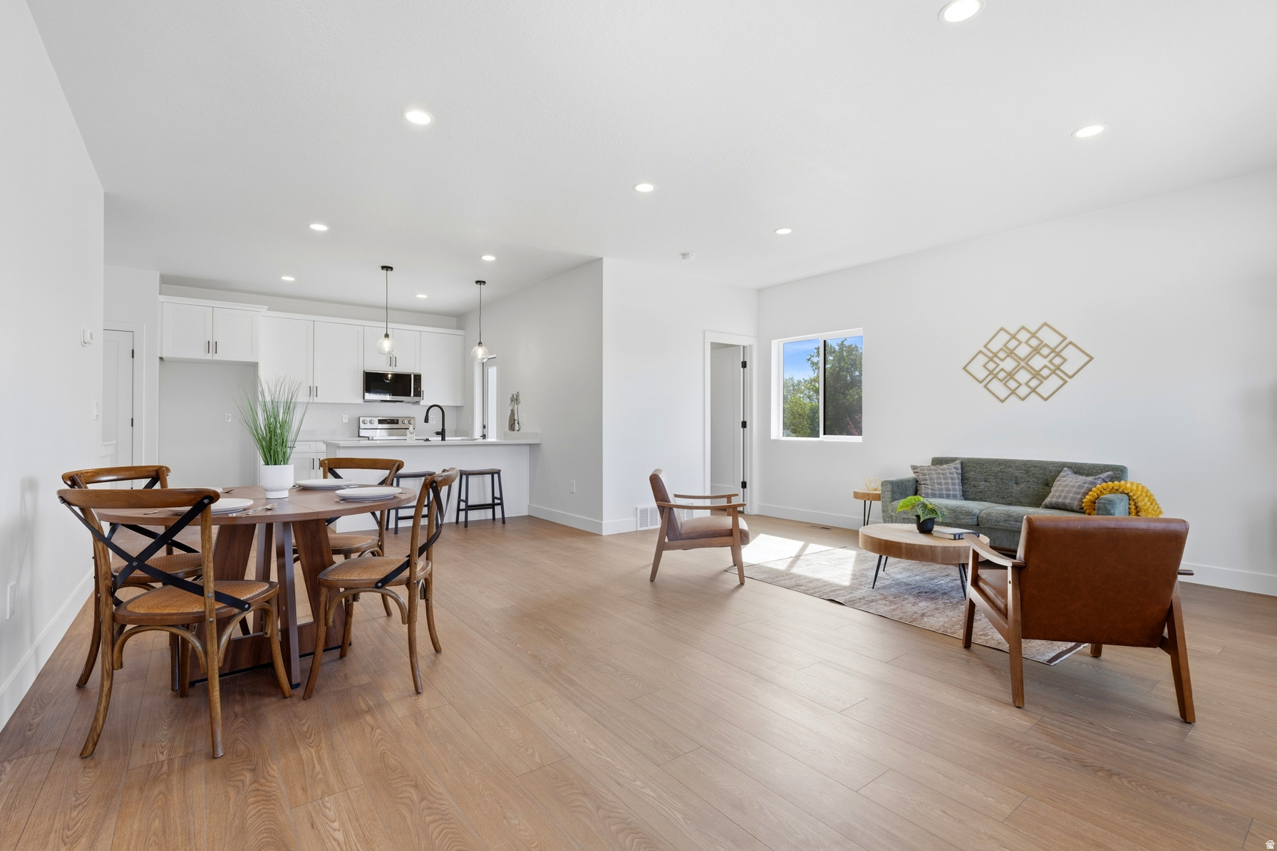 WOODHAVEN ESTATES - Residential
