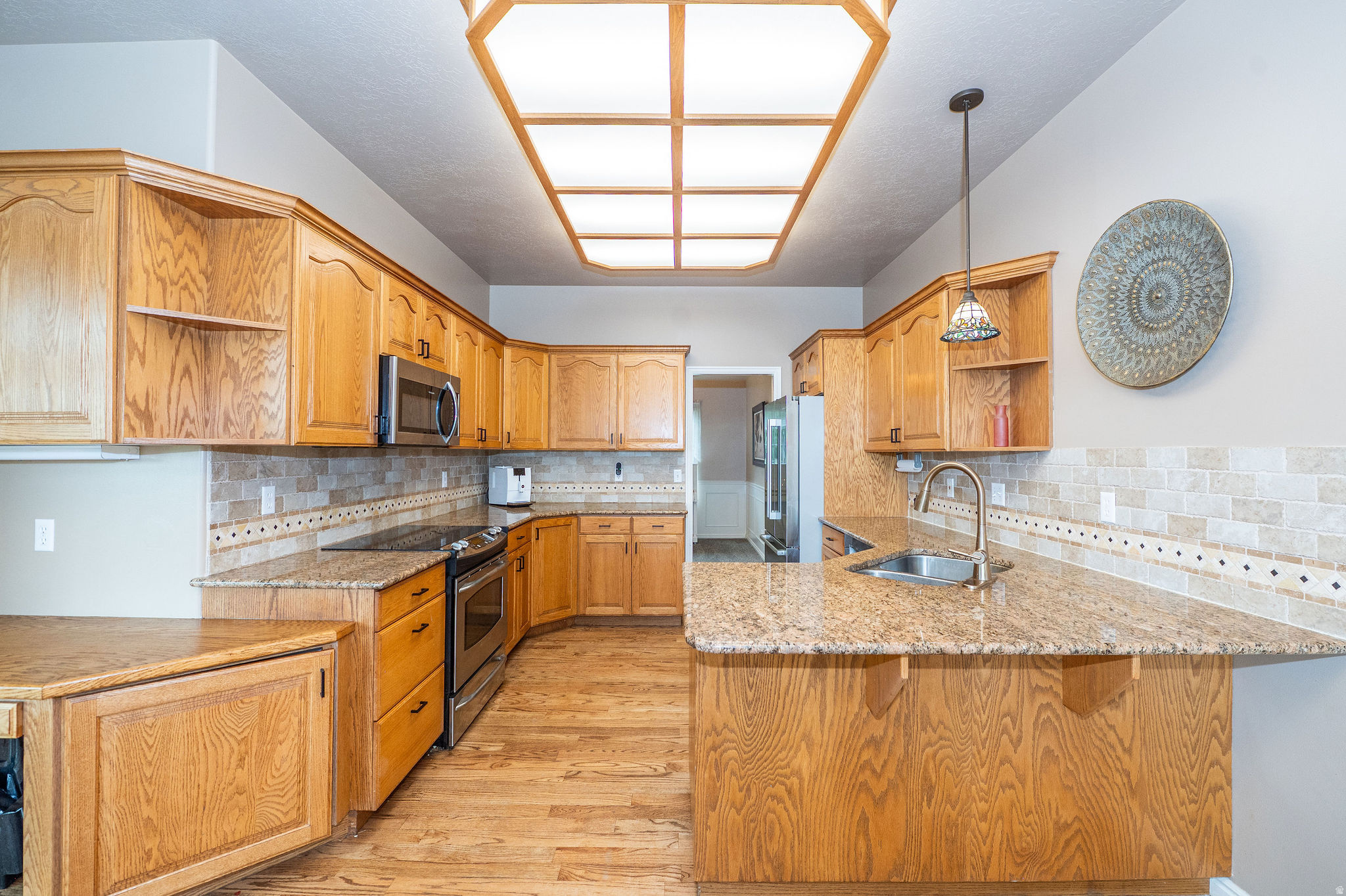 NORTH OAKS COVE - Residential