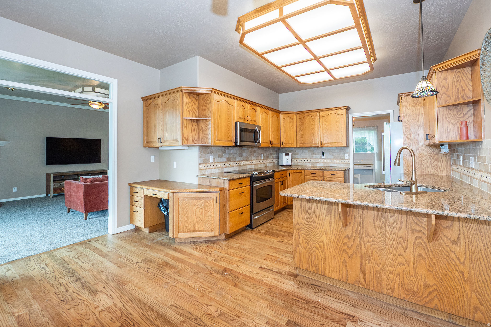 NORTH OAKS COVE - Residential