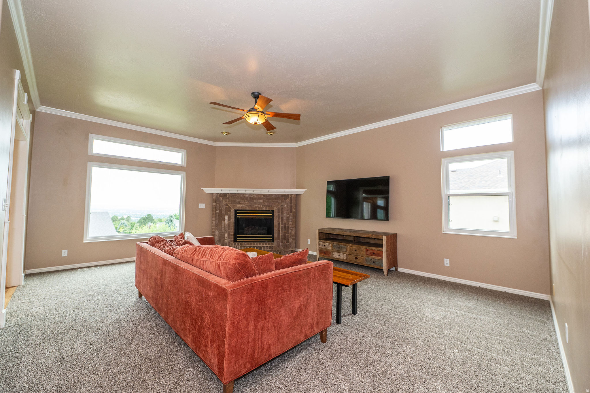 NORTH OAKS COVE - Residential