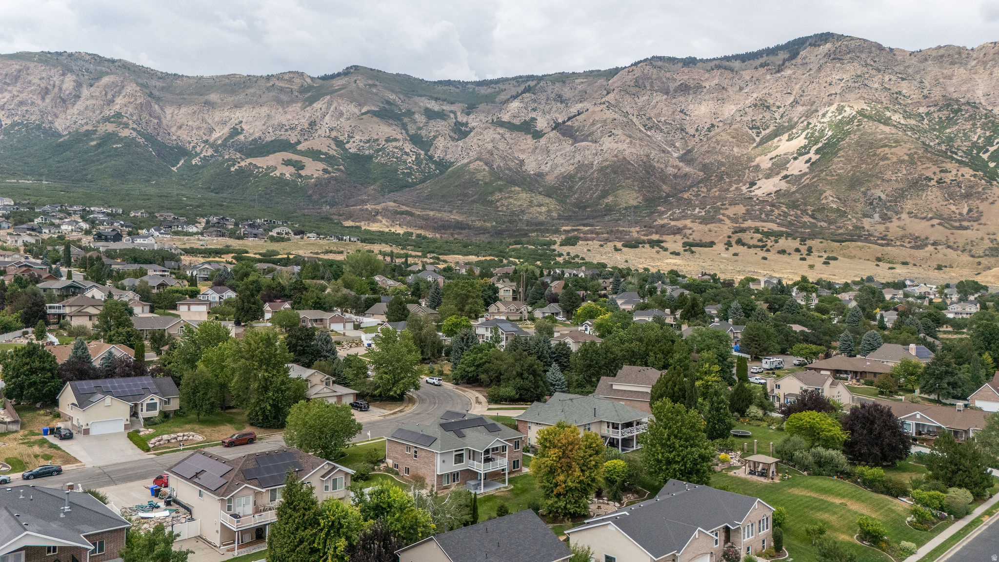 NORTH OAKS COVE - Residential