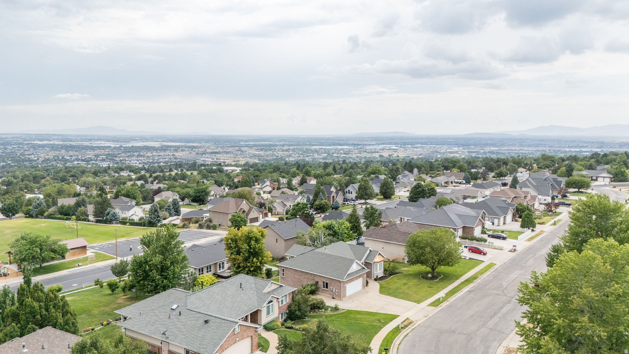 NORTH OAKS COVE - Residential