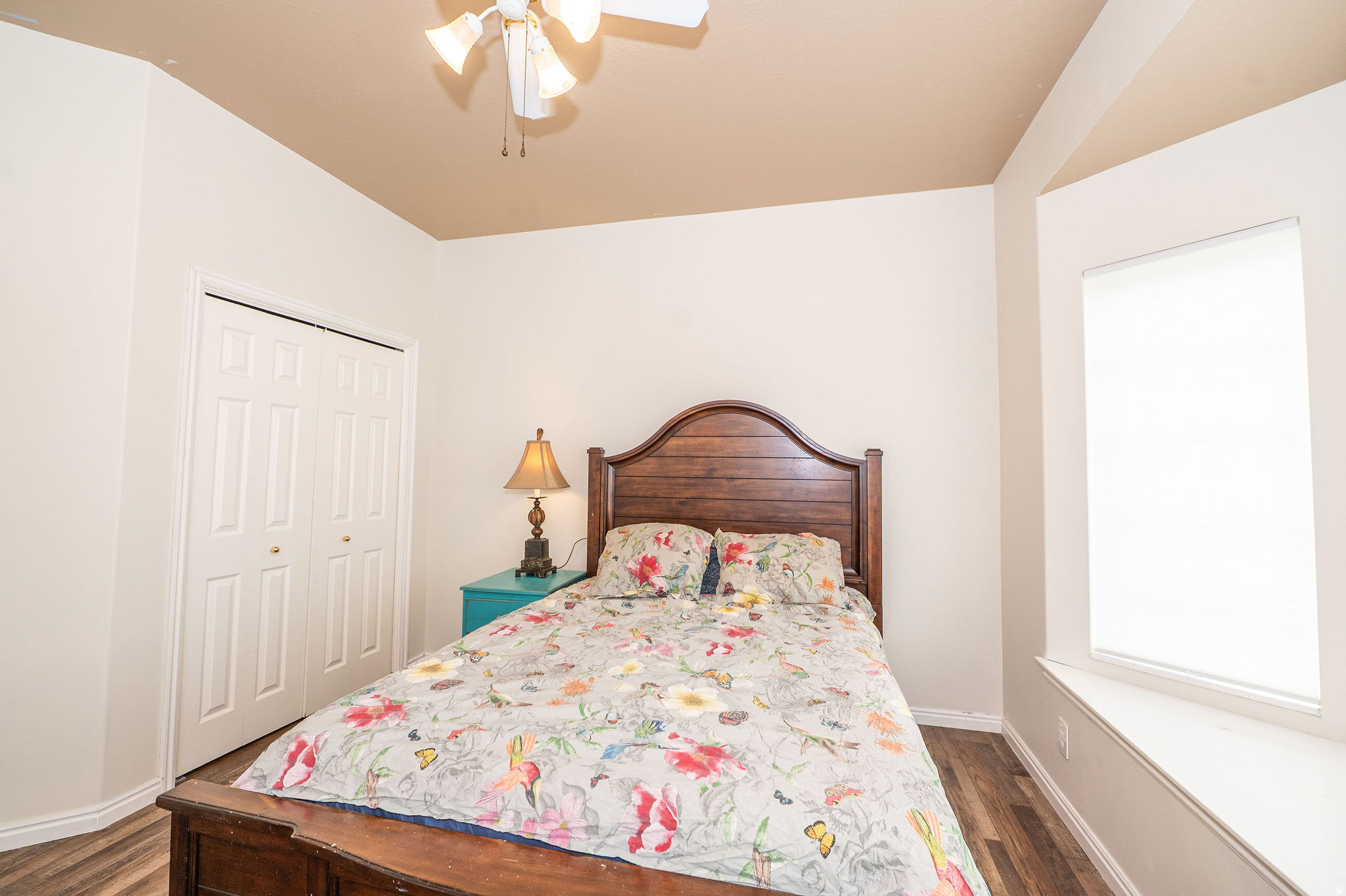 NORTH OAKS COVE - Residential