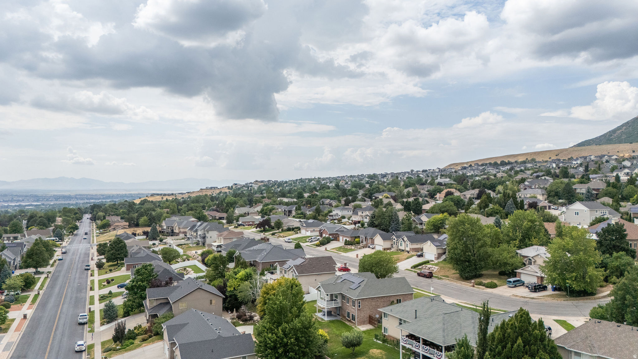 NORTH OAKS COVE - Residential
