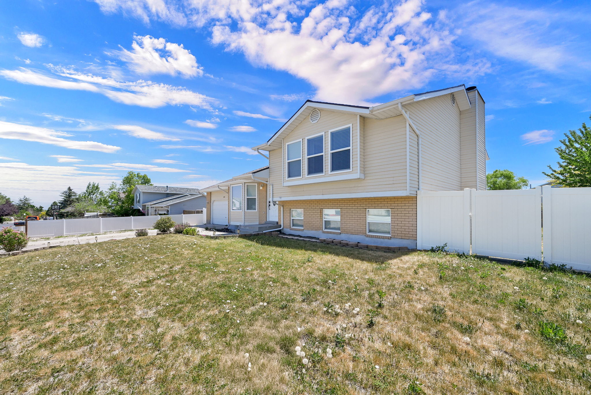 JORDAN HIGHLANDS - Residential