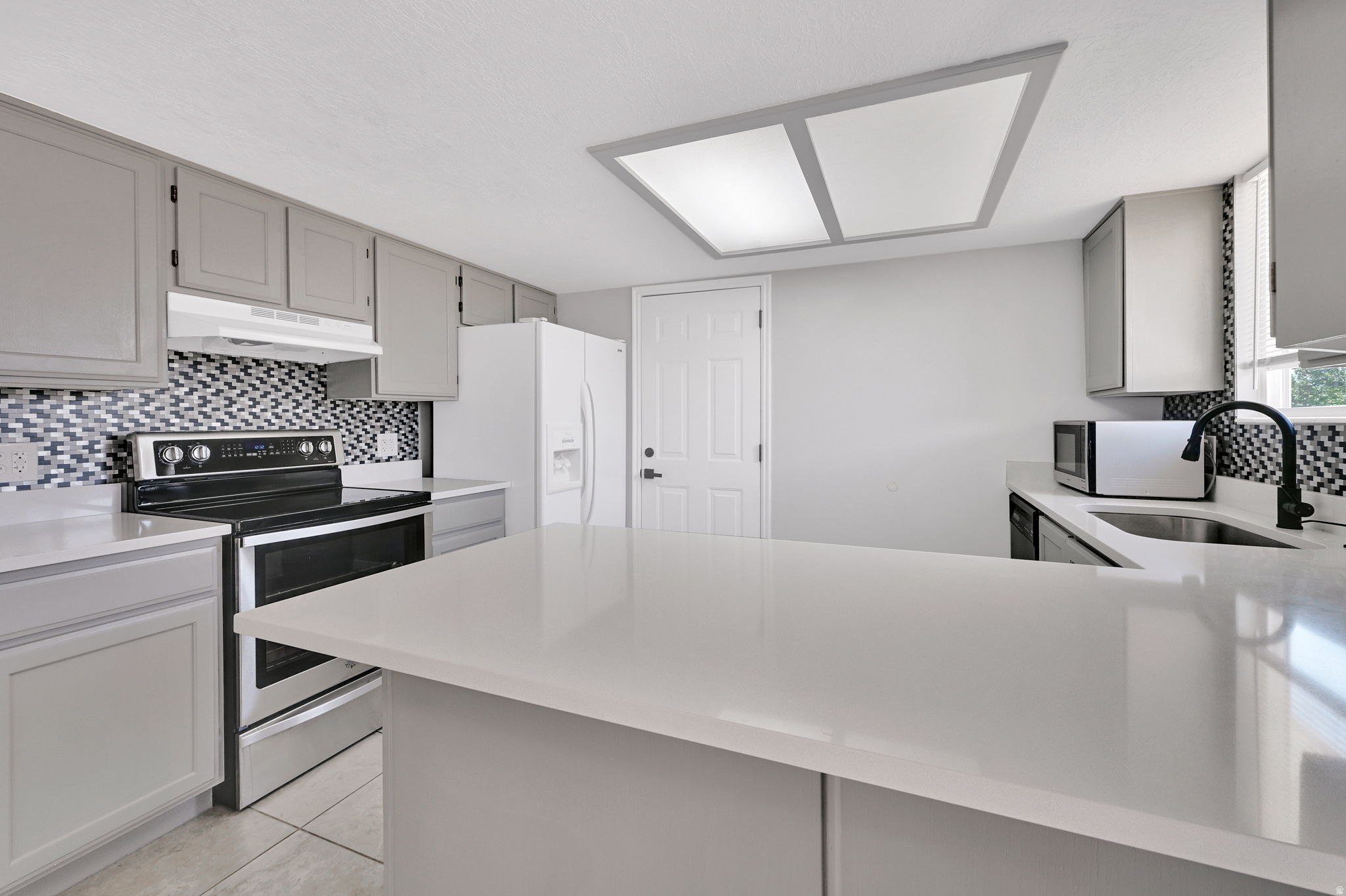 JORDAN HIGHLANDS - Residential