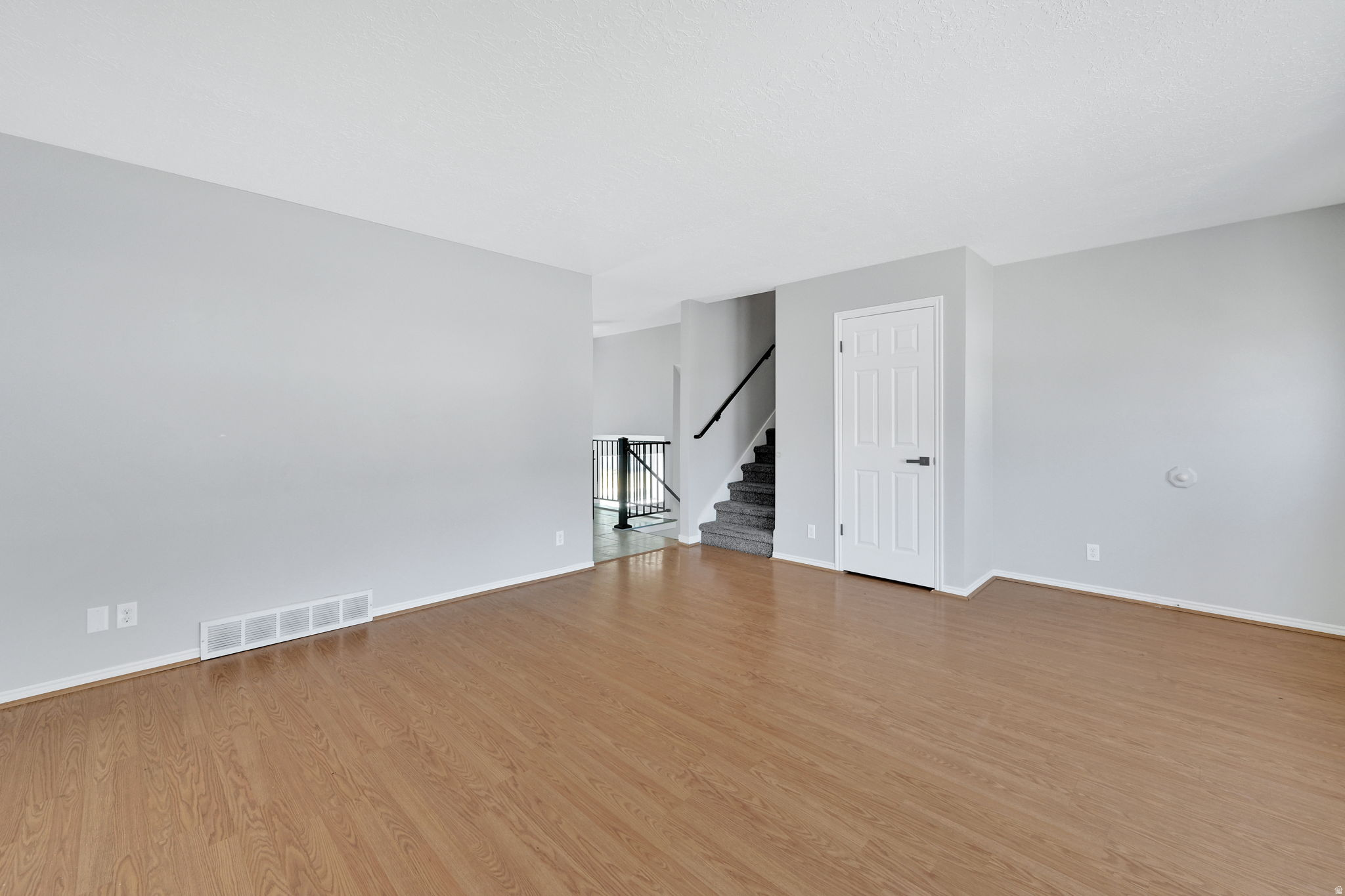 JORDAN HIGHLANDS - Residential